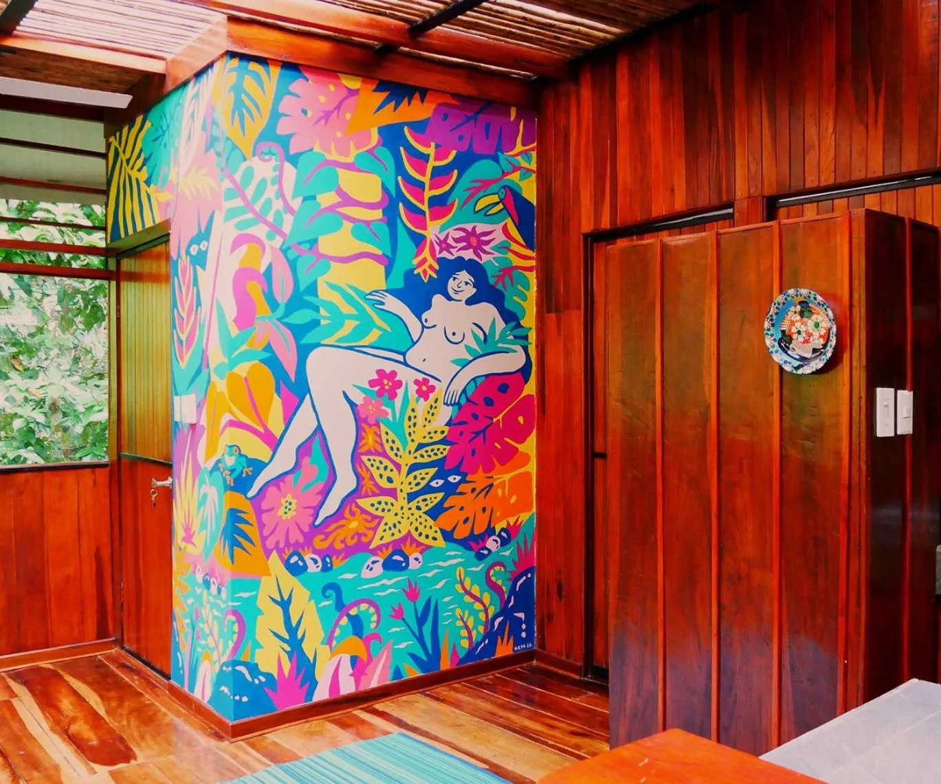 Decorative detail in Selva Madre Eco-Sanctuary