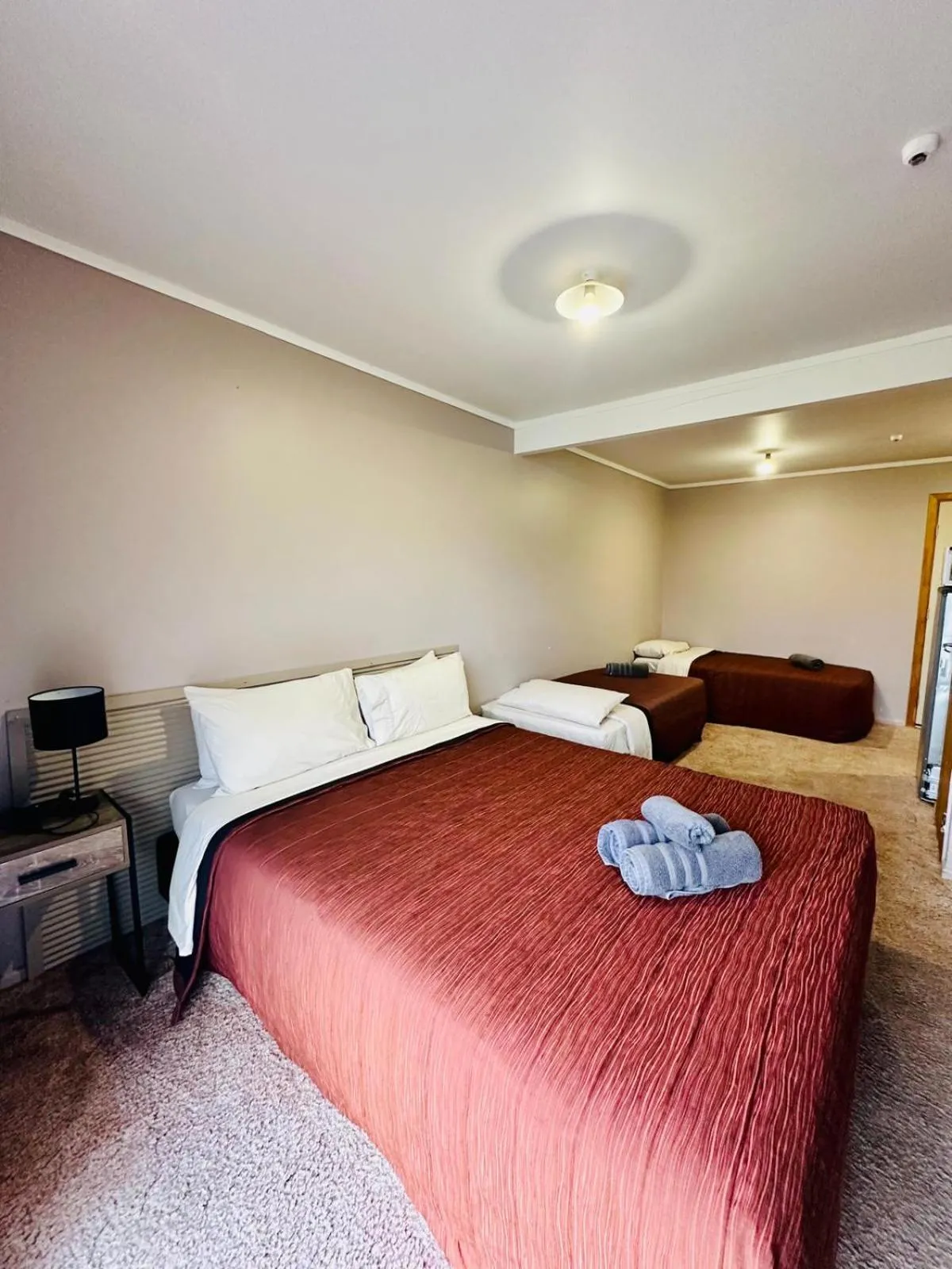 Bed in The Crossing Lodge & Backpackers