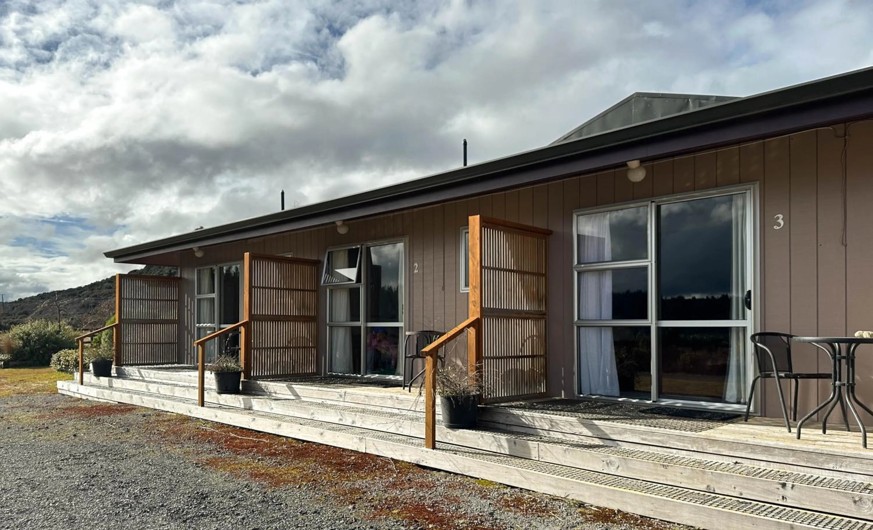 Property building in The Crossing Lodge & Backpackers