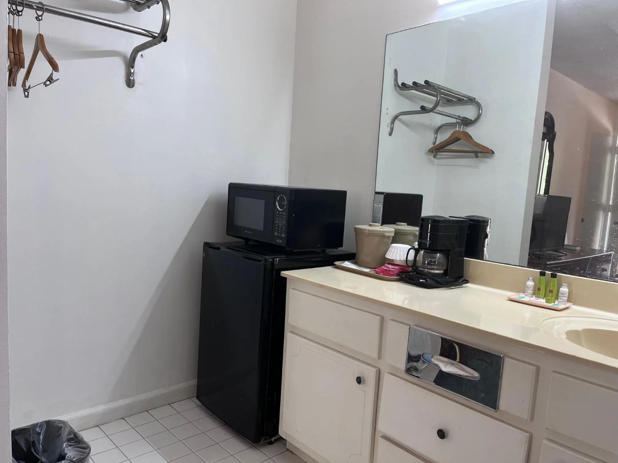 Bathroom in WINDTREE INN