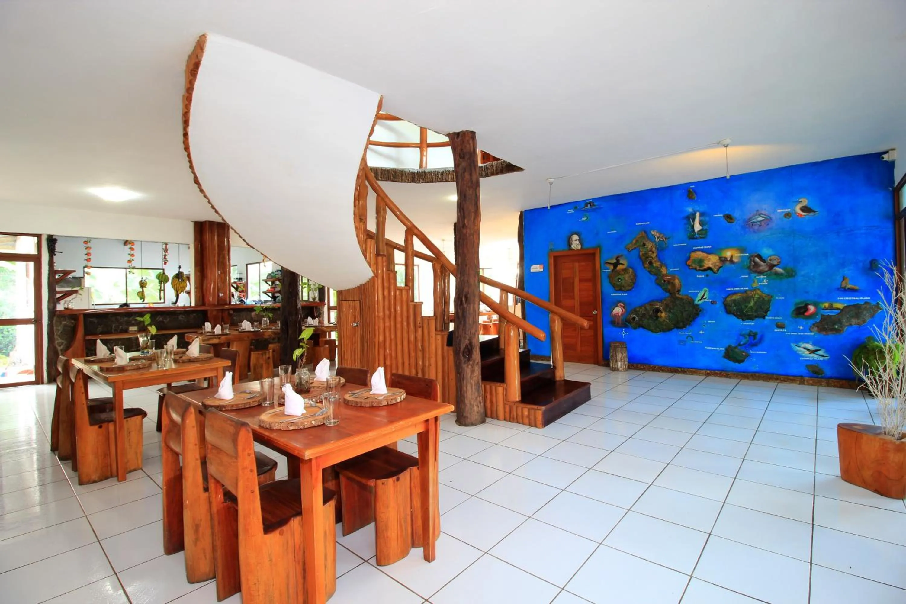 Restaurant/places to eat in Natura Gardens Galápagos