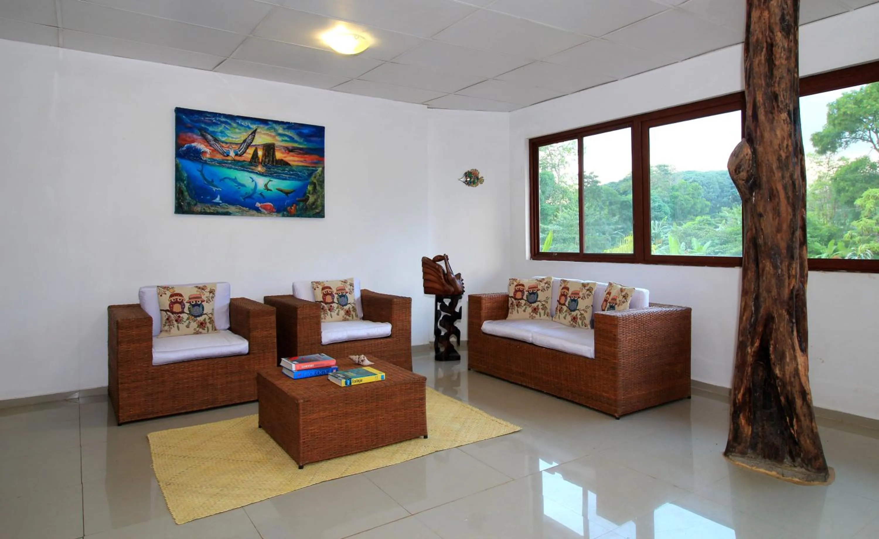 Living room in Natura Gardens Galápagos
