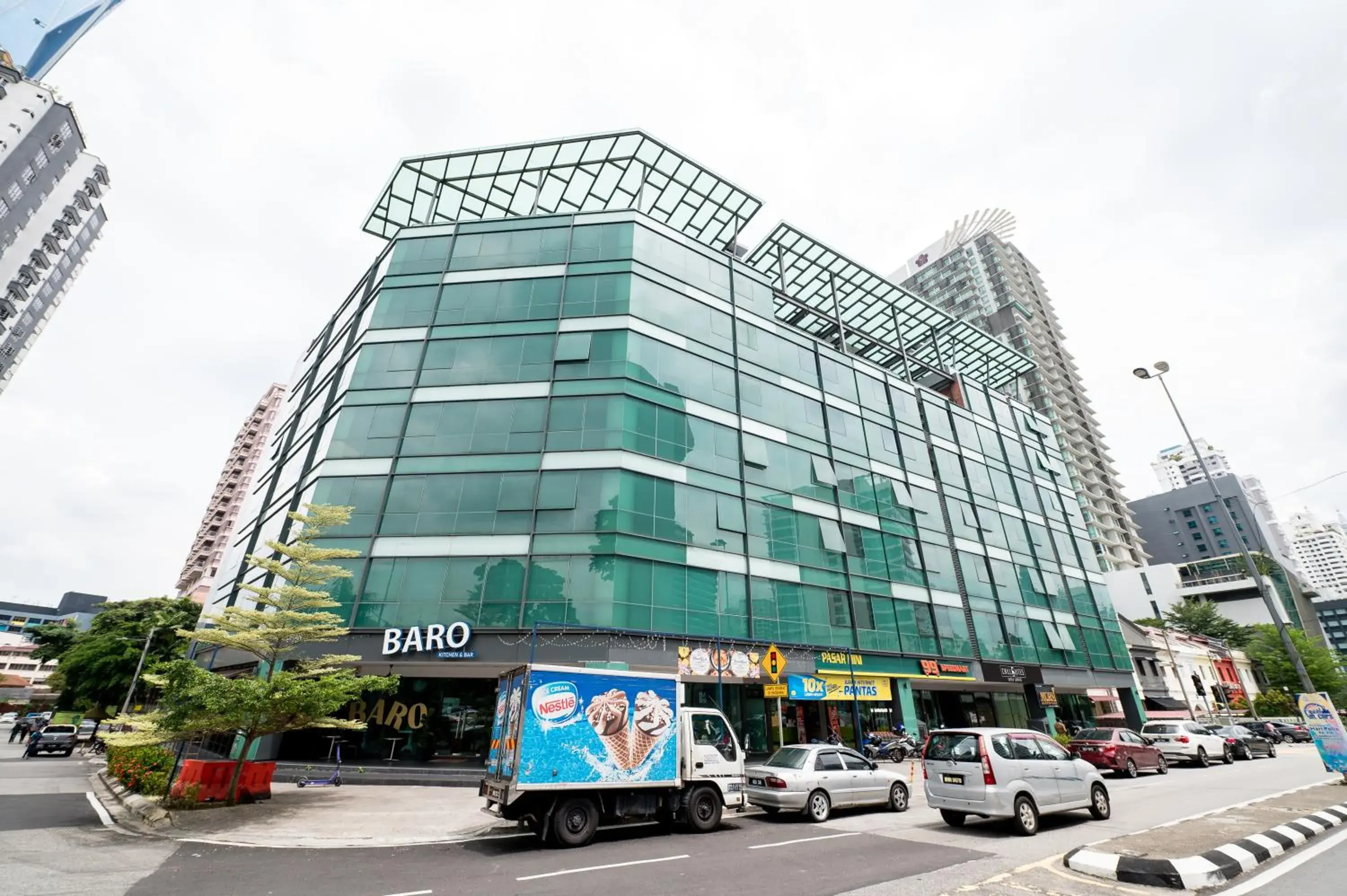 Property building in Chill Suites Kuala Lumpur Property building in Chill Suites Kuala Lumpur