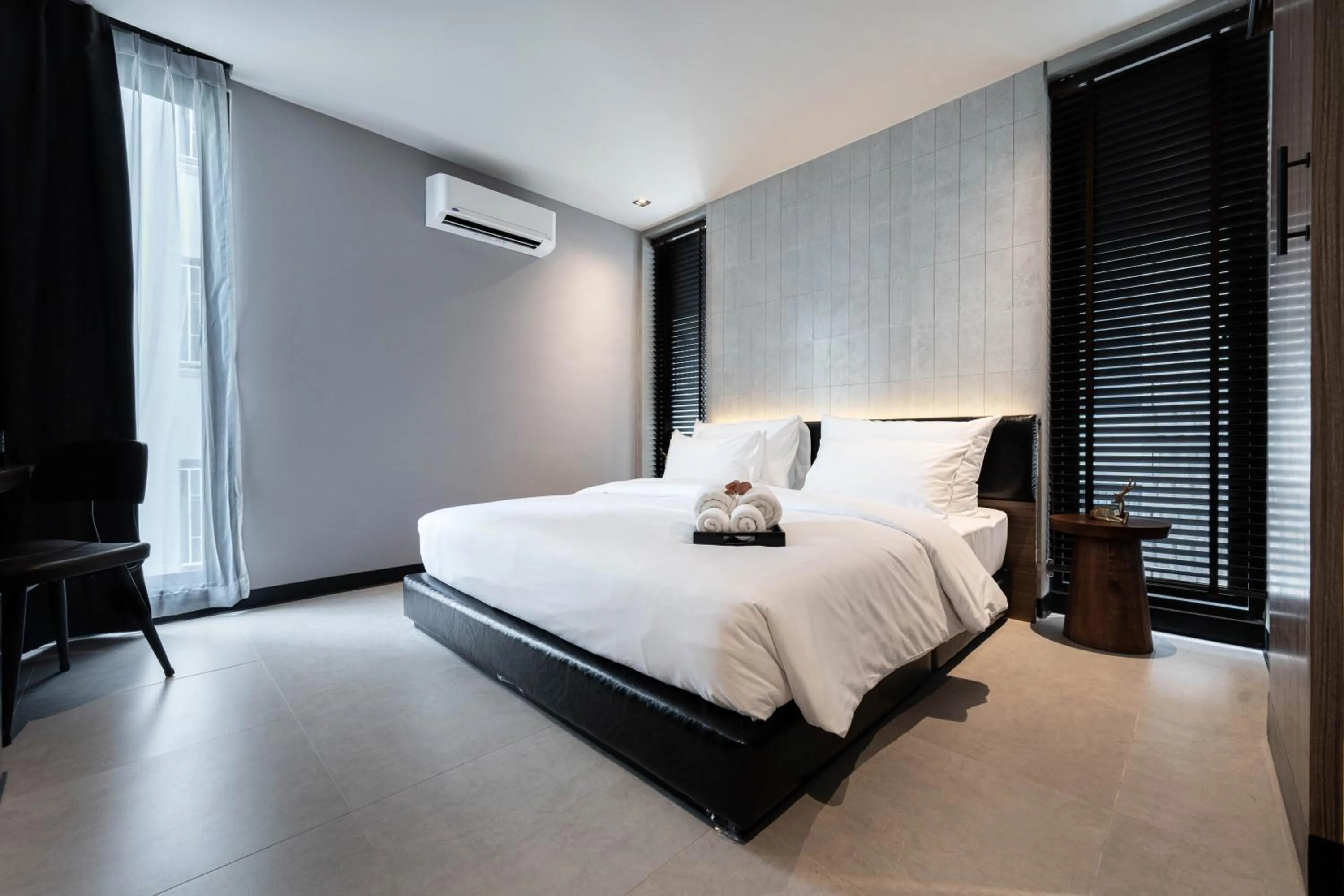 Bedroom, Bed in EX2 Hotel