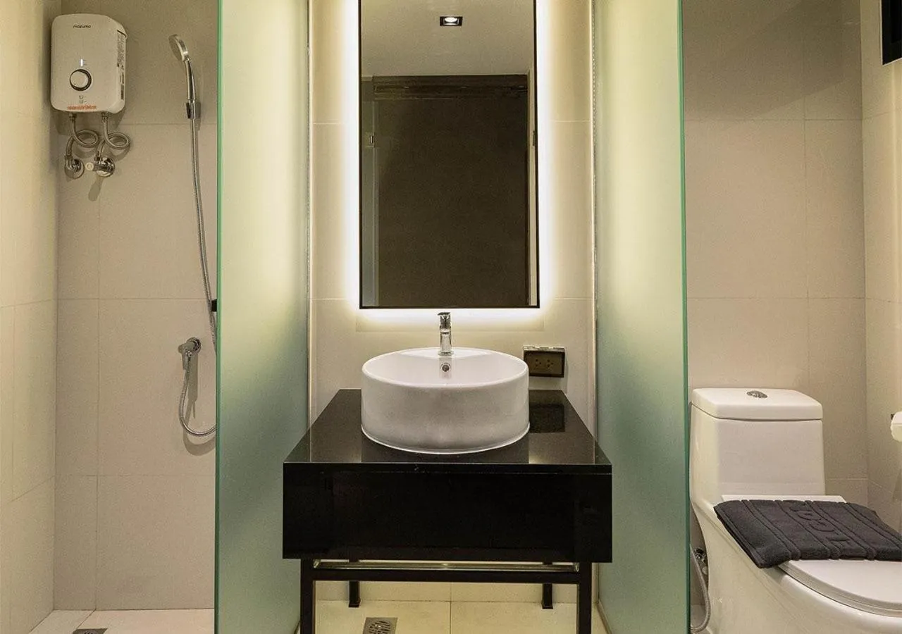 Bathroom in EX2 Hotel