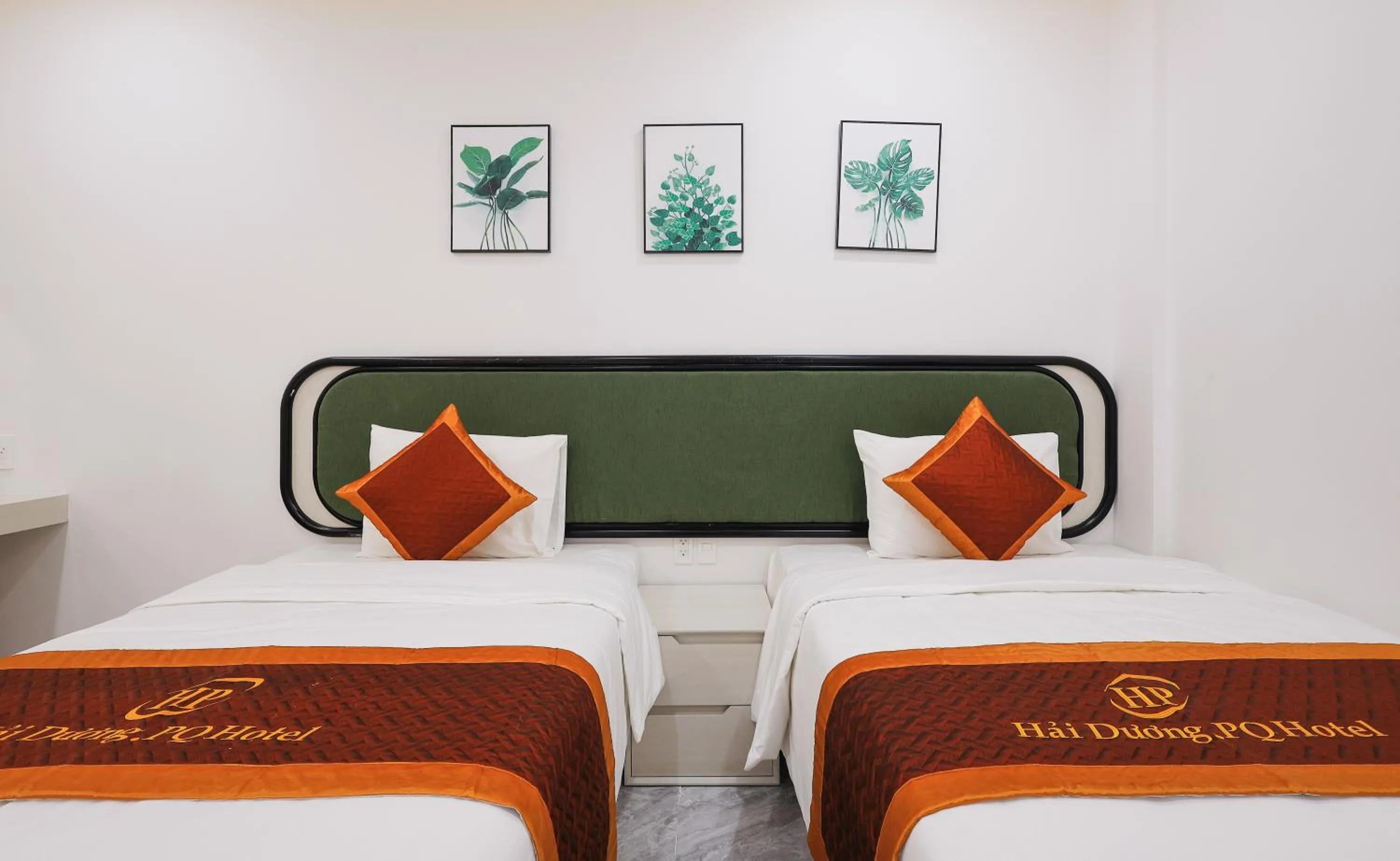 Bedroom, Bed in Hai Duong PQ Hotel