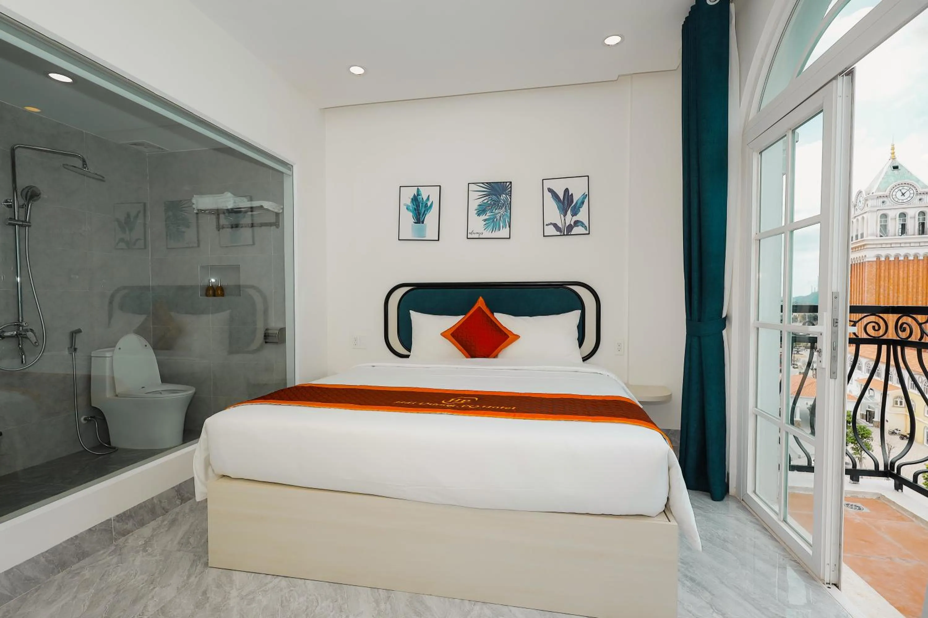 Photo of the whole room, Bed in Hai Duong PQ Hotel