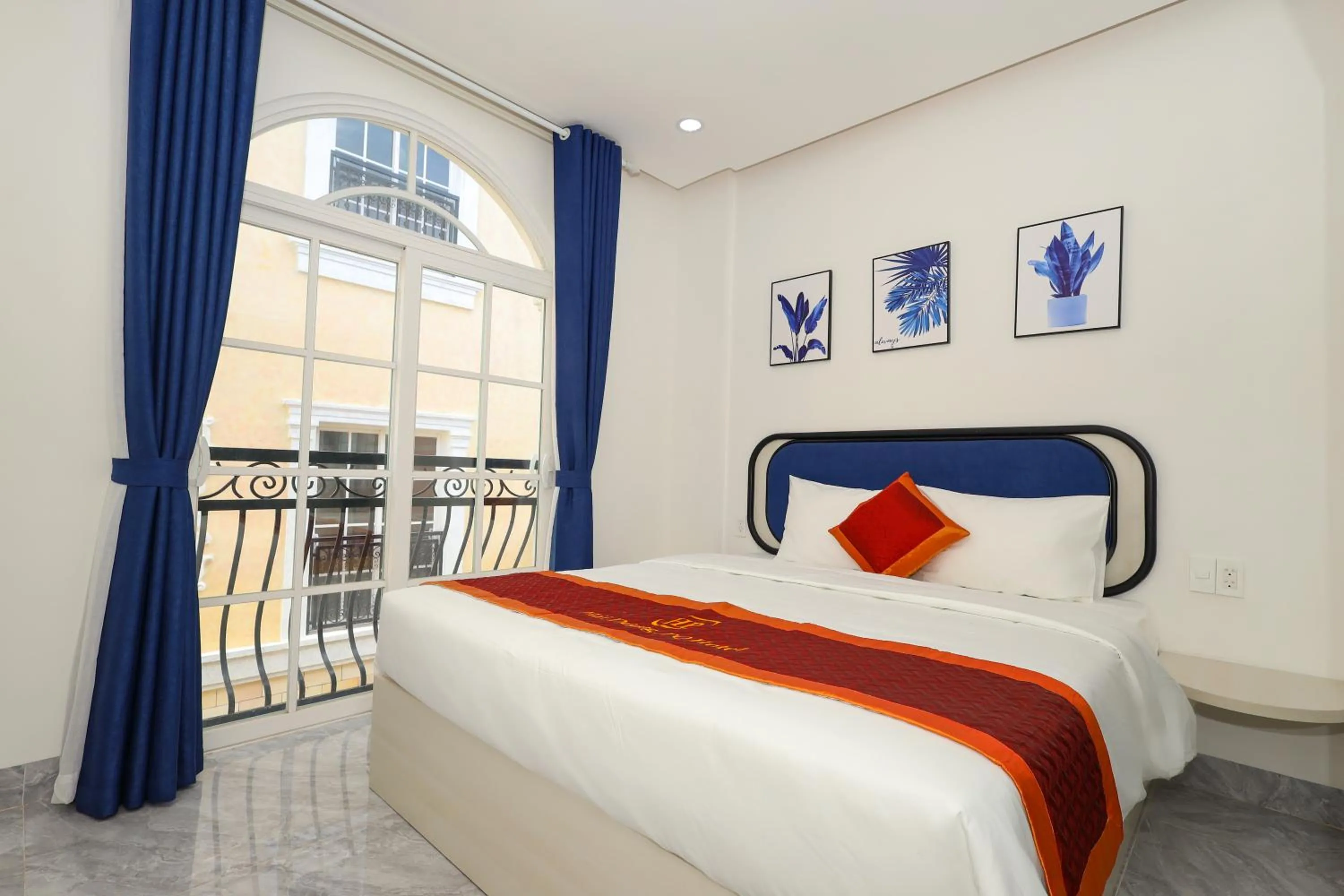 Photo of the whole room, Bed in Hai Duong PQ Hotel