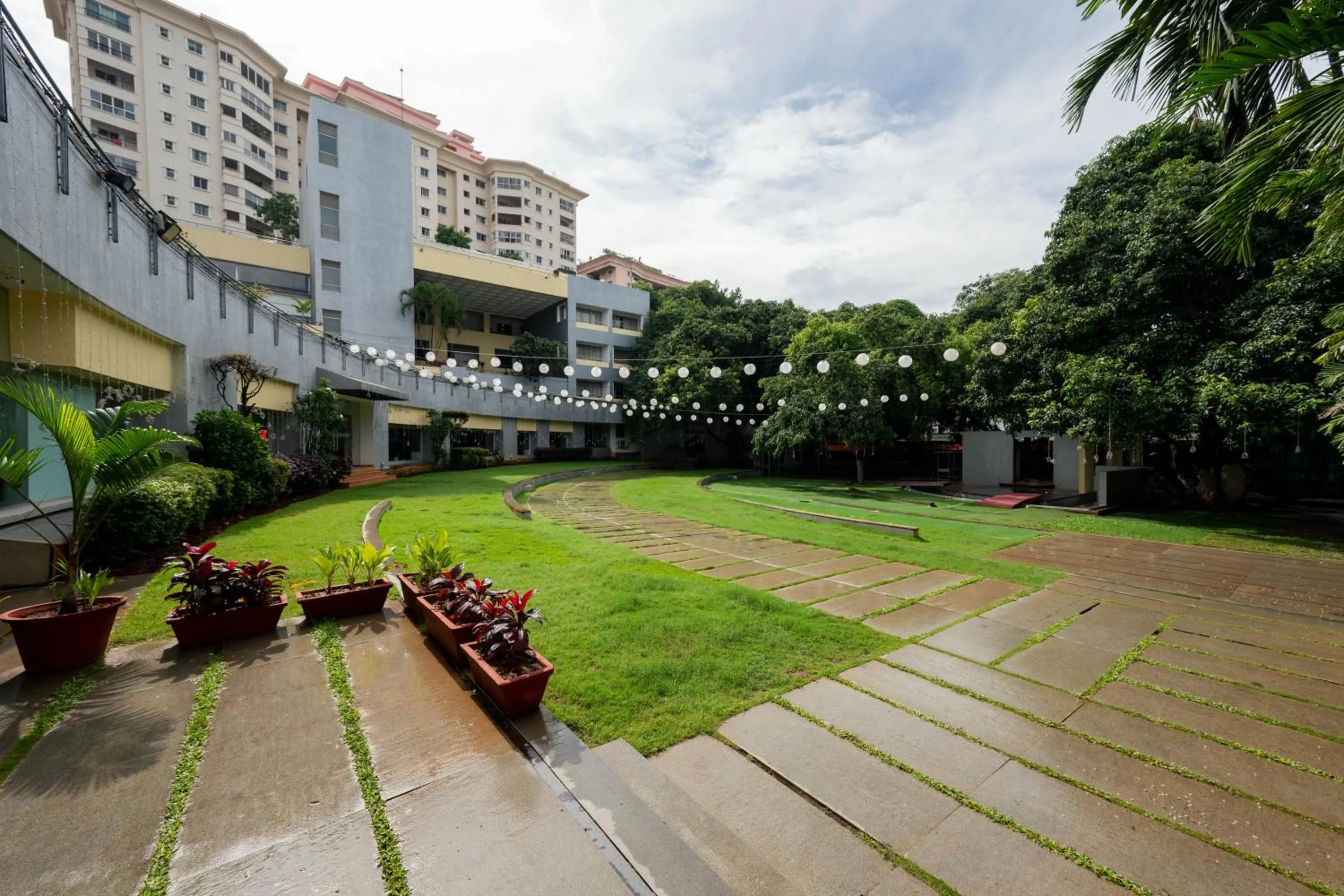 Banquet/Function facilities in THE WOODROSE