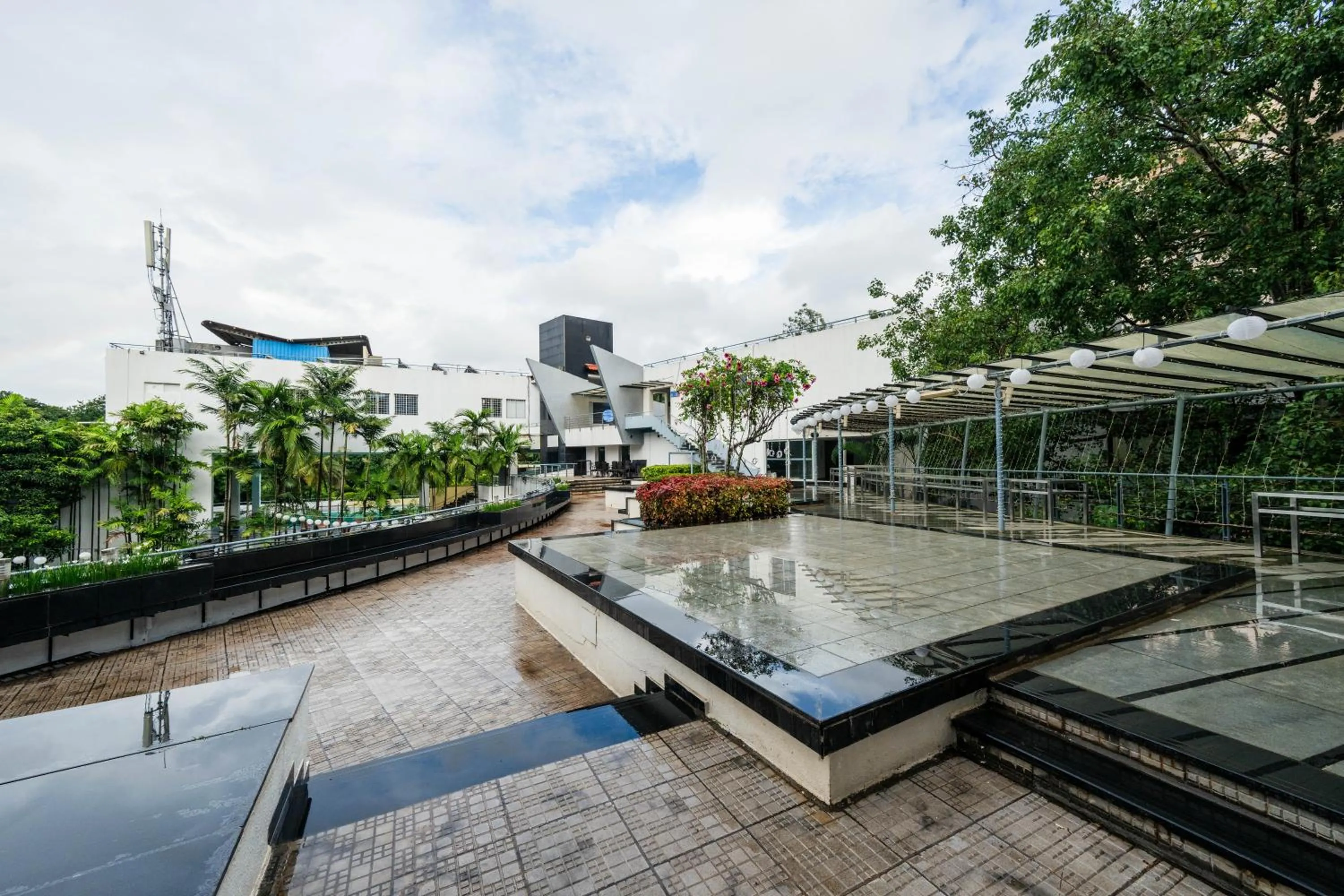 Banquet/Function facilities in THE WOODROSE