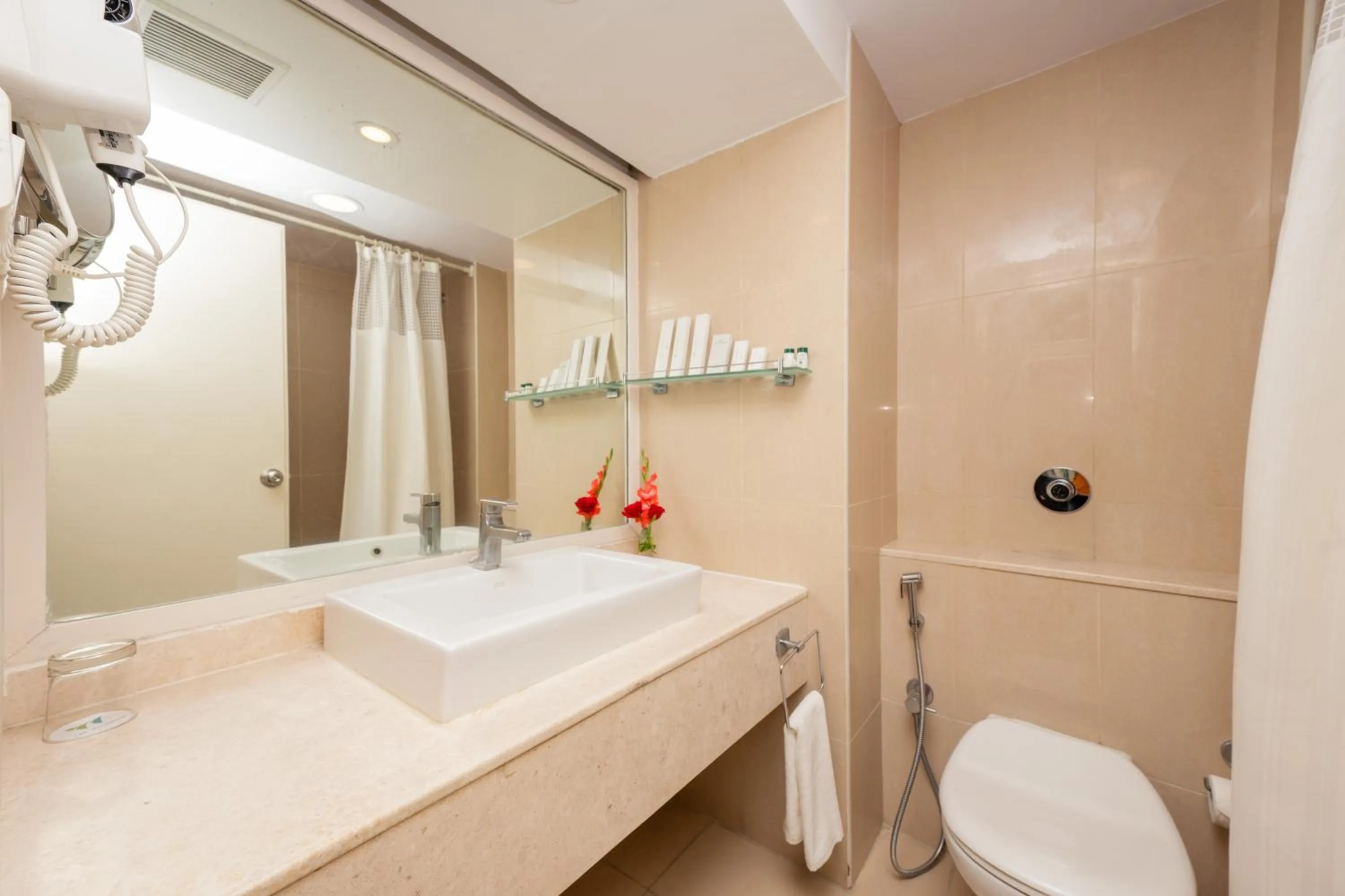 Bathroom in THE WOODROSE