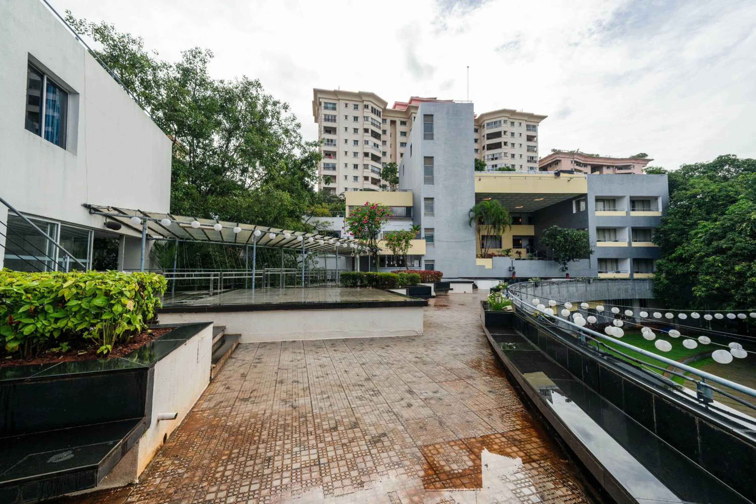 Banquet/Function facilities in THE WOODROSE