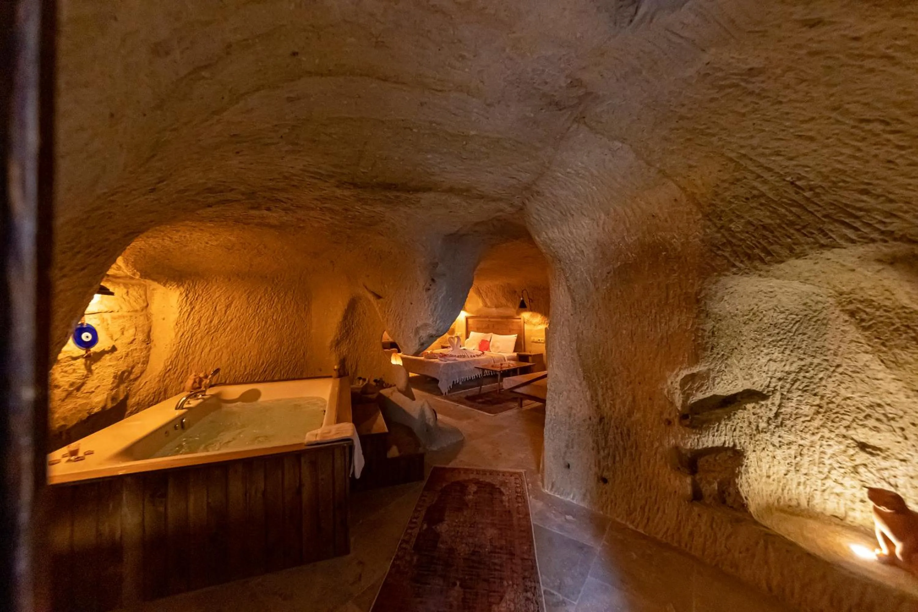 feris cave hotel