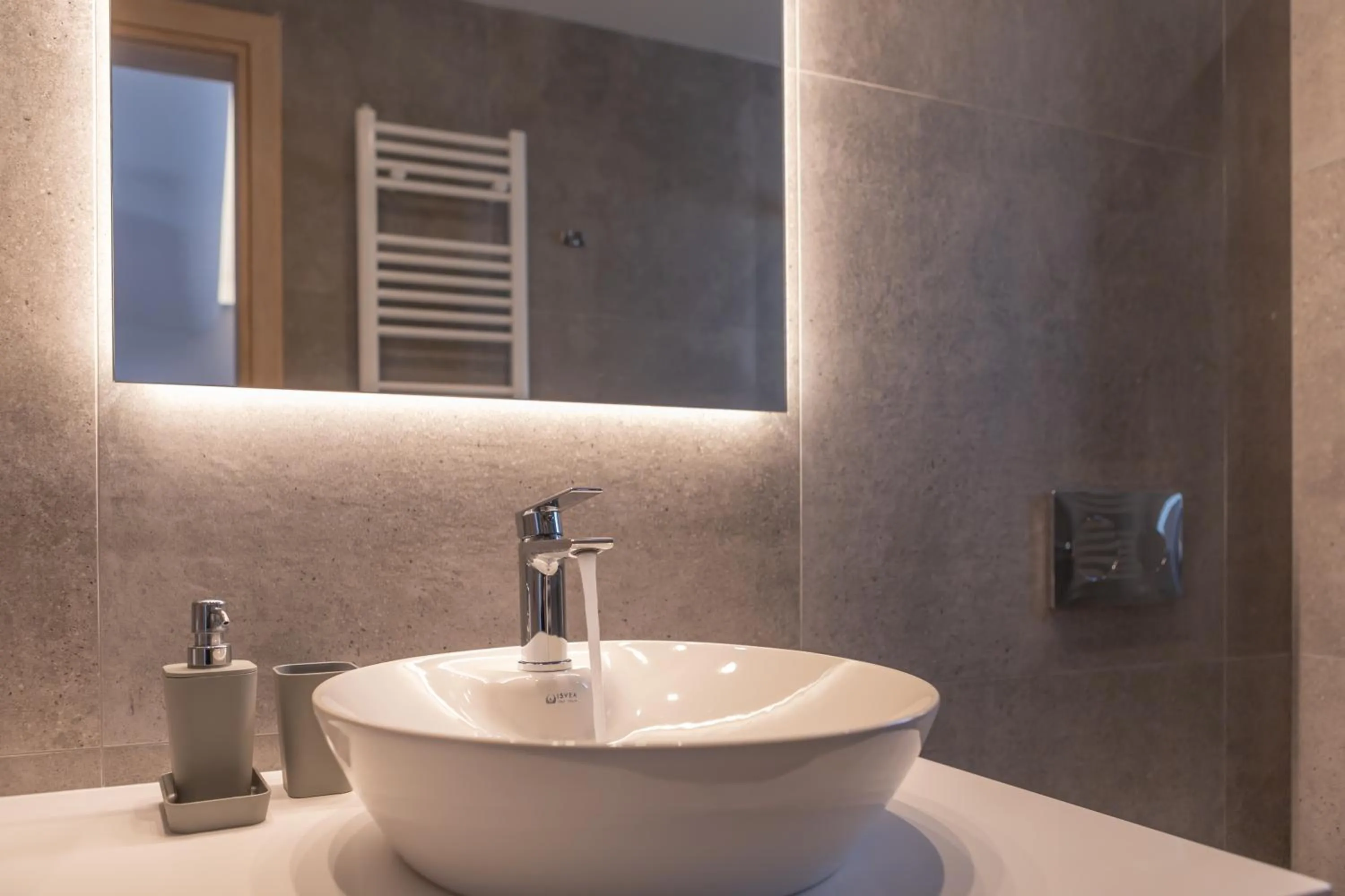 Aeson Premium Living
