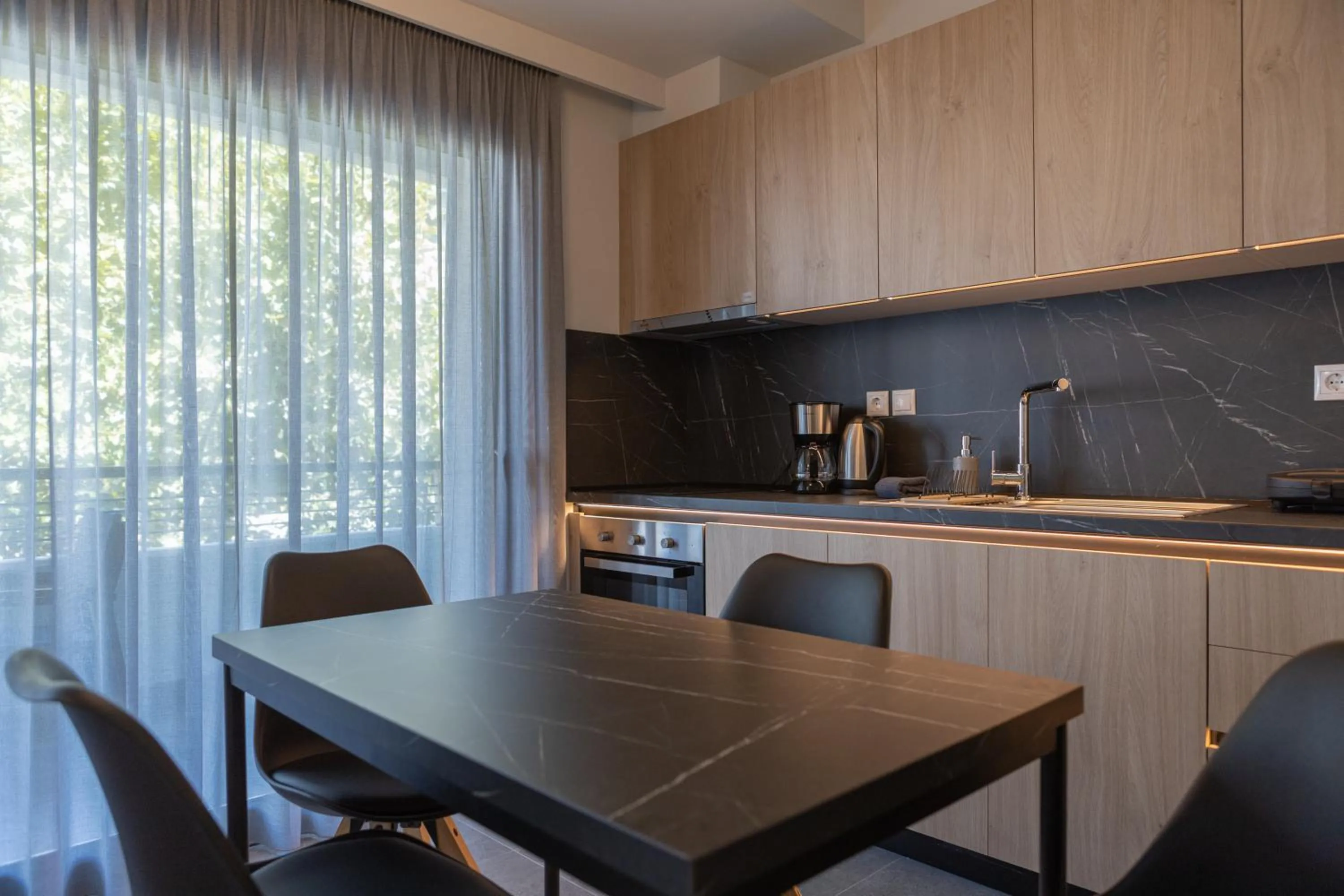 Aeson Premium Living
