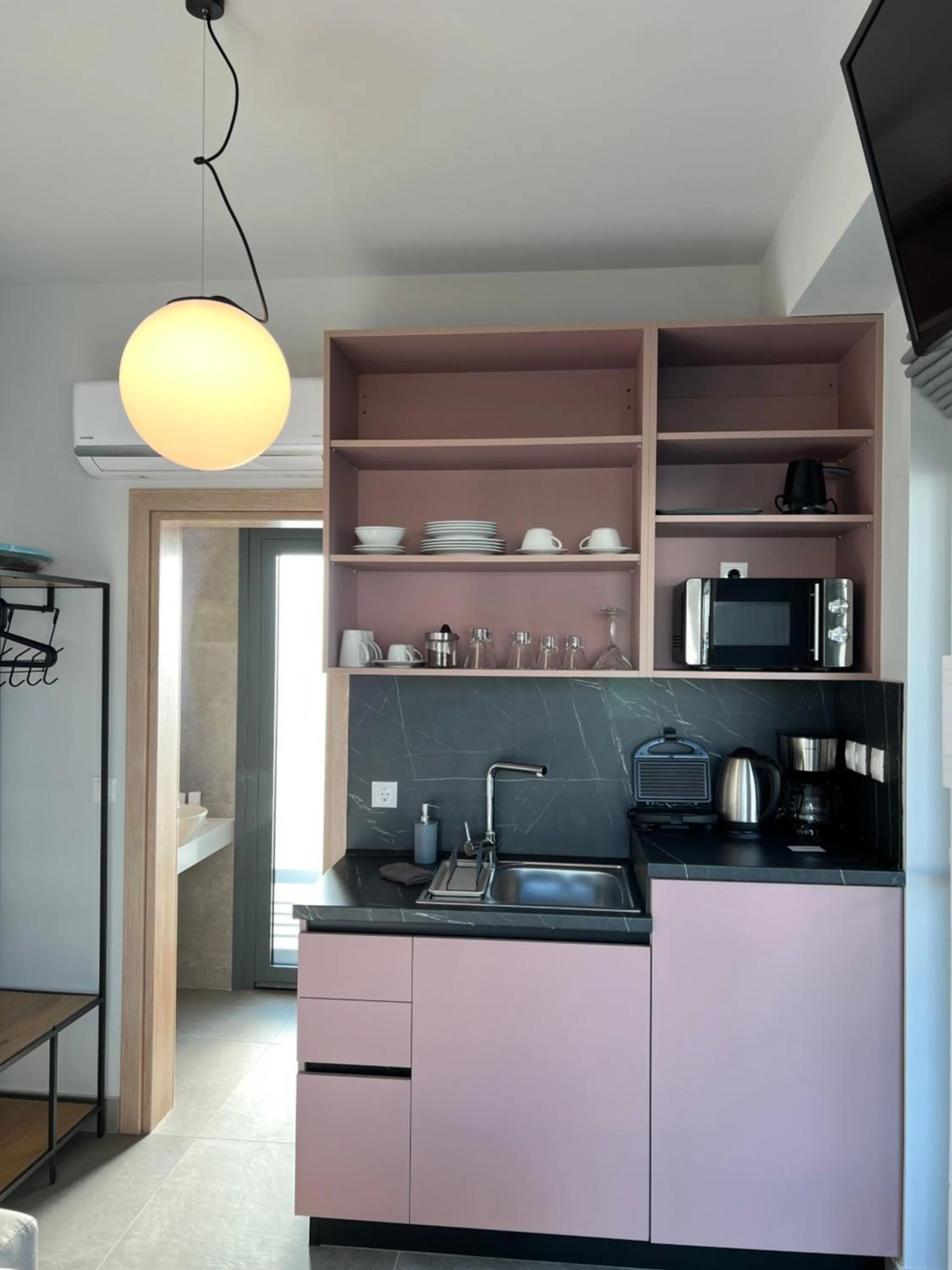 Aeson Premium Living