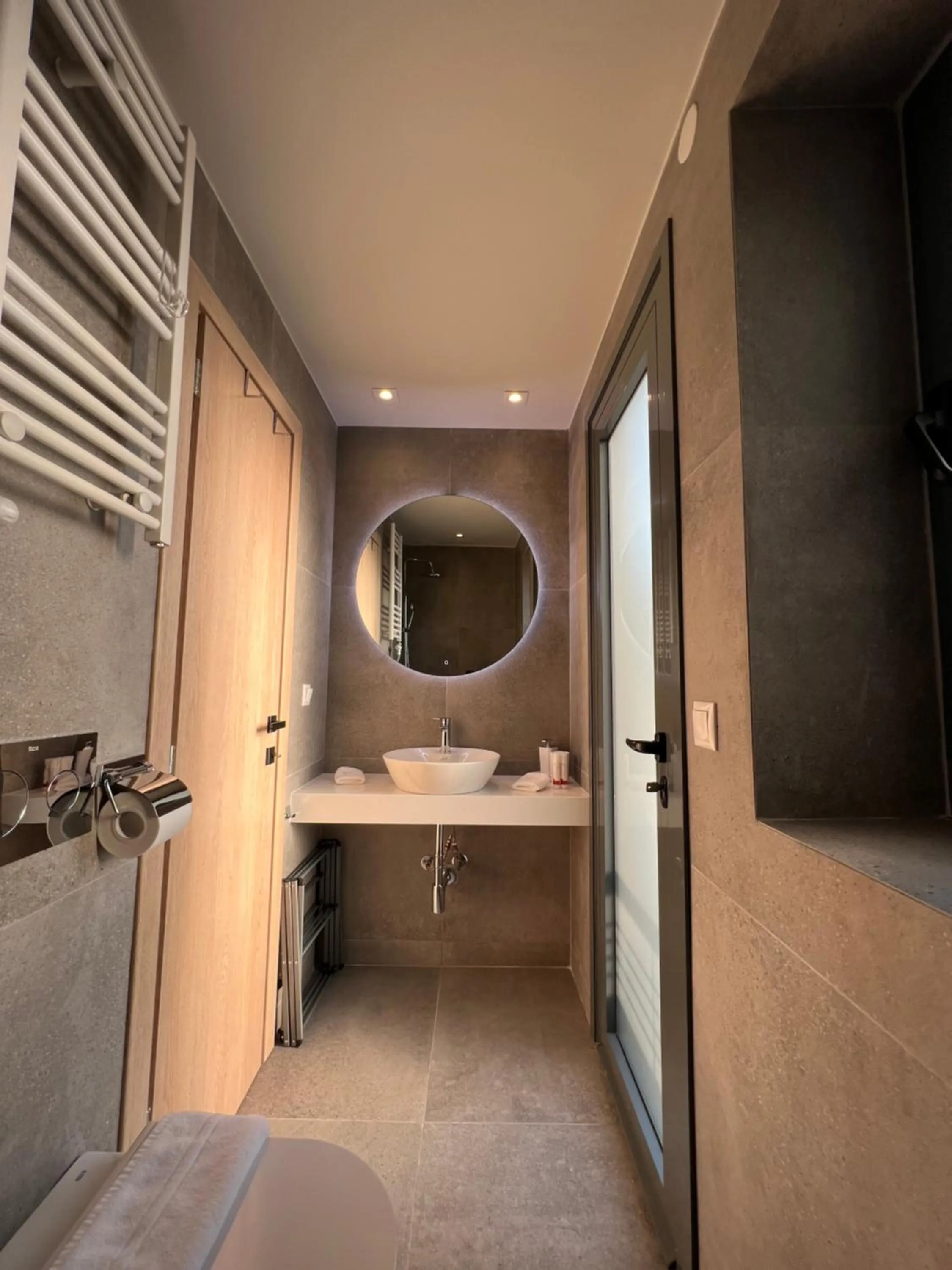 Aeson Premium Living