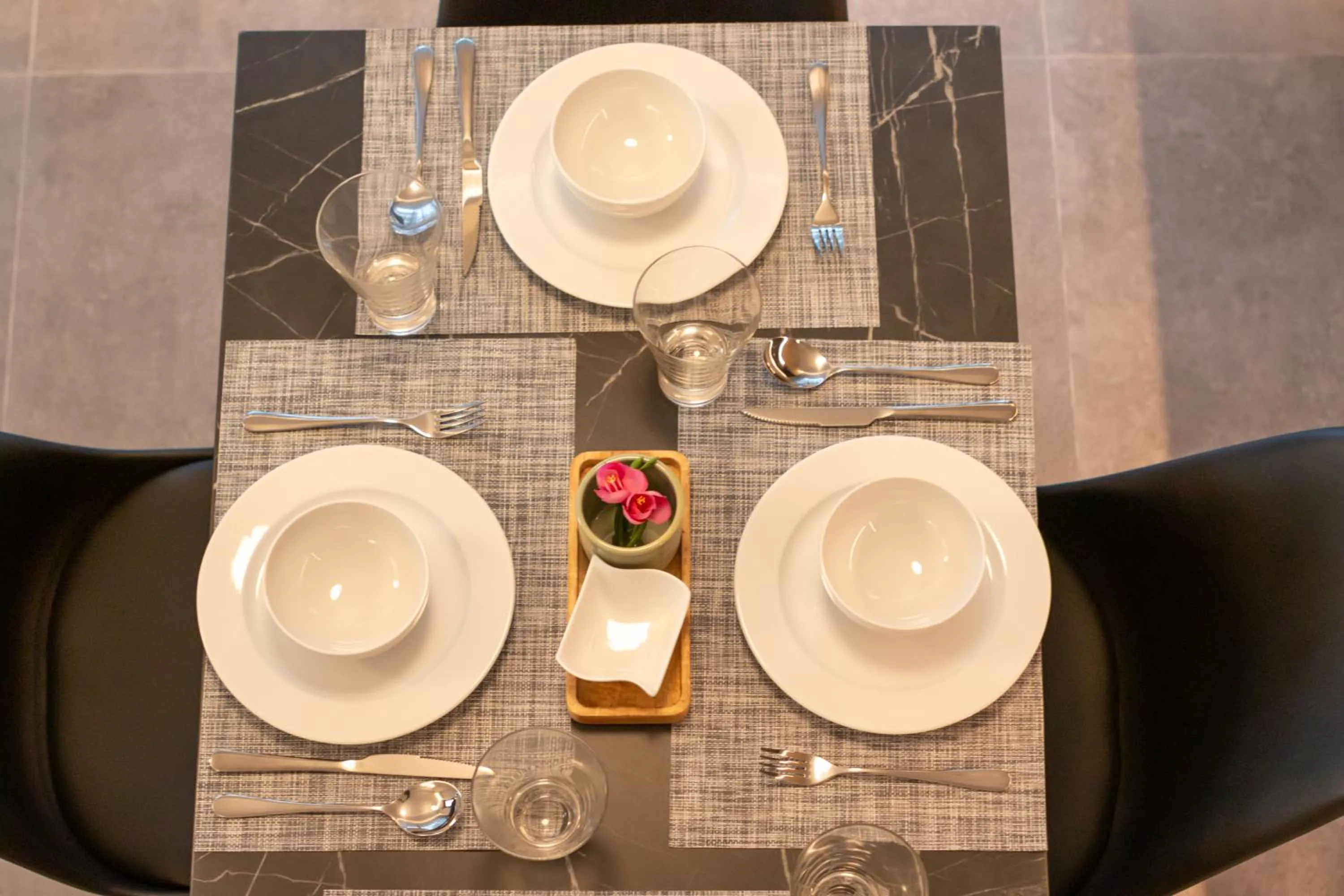 Aeson Premium Living