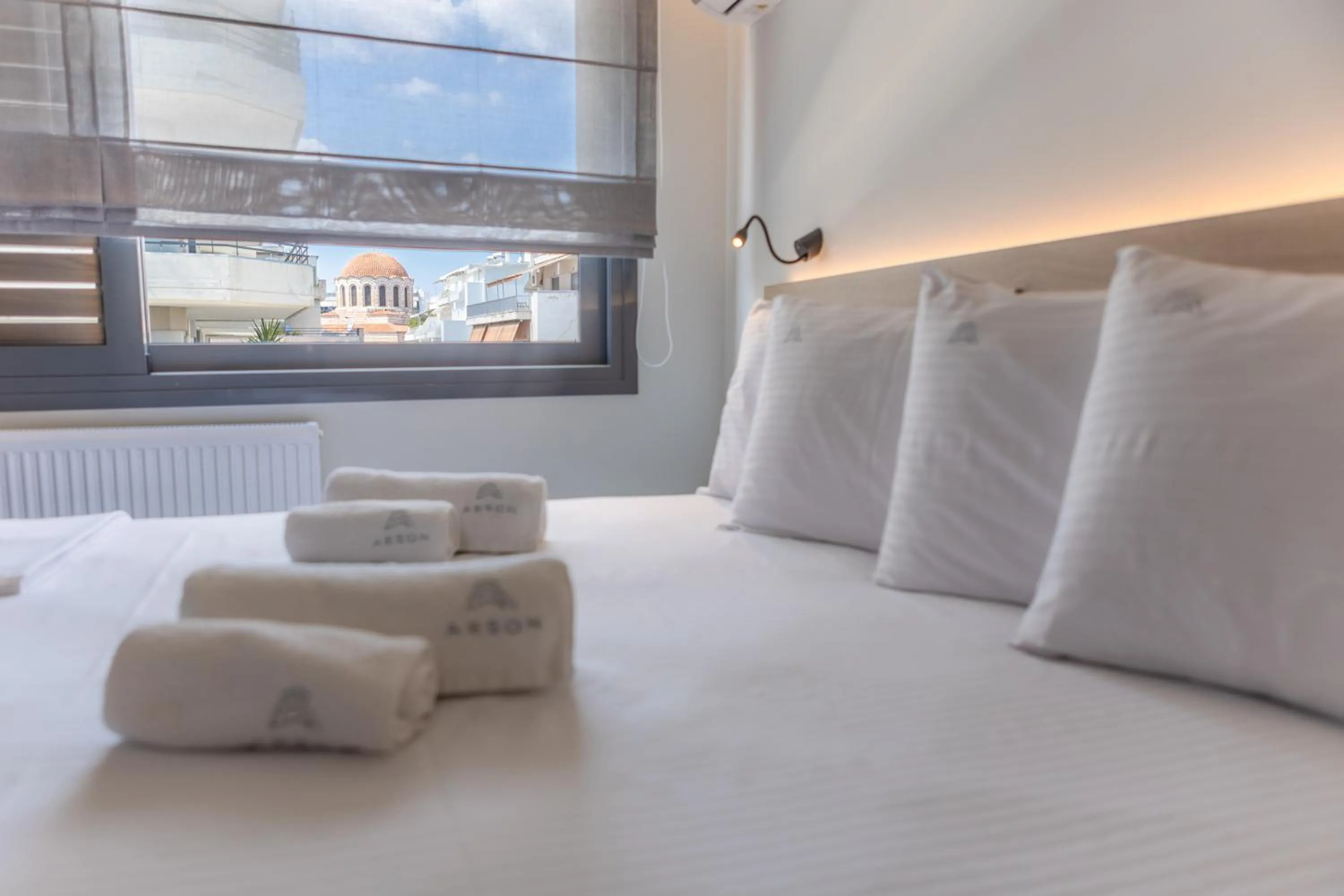 Bed in Aeson Premium Living