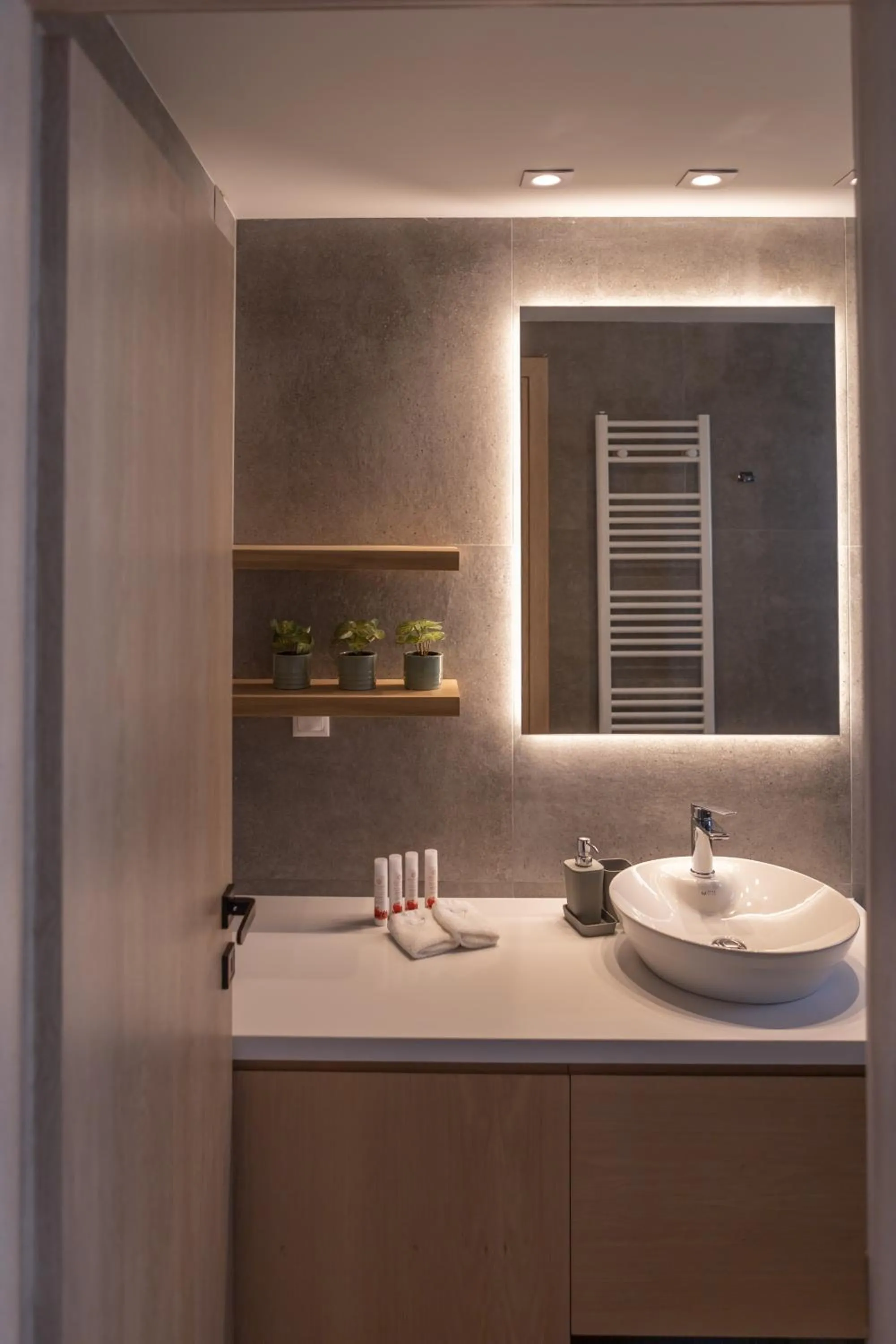 Aeson Premium Living