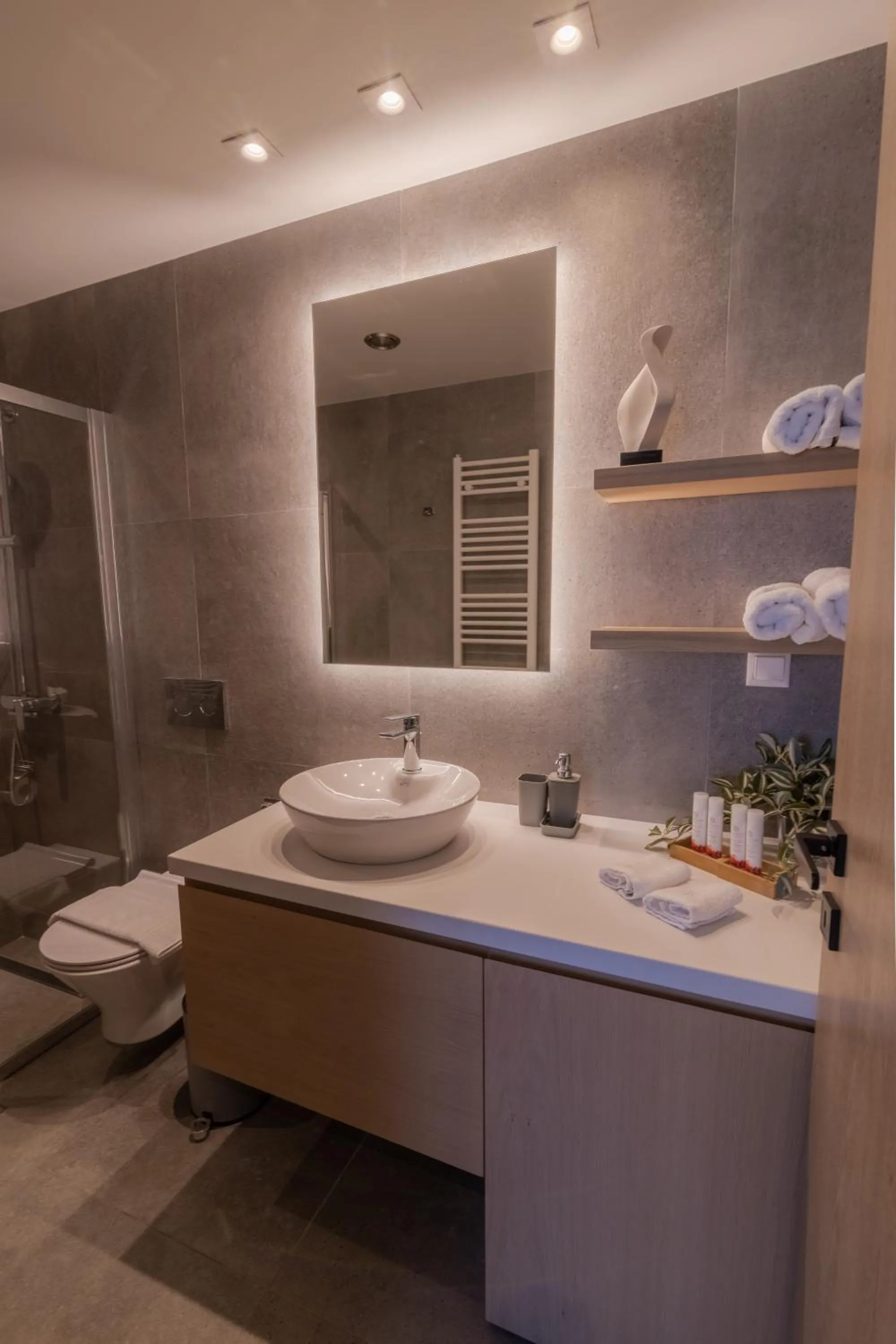 Aeson Premium Living