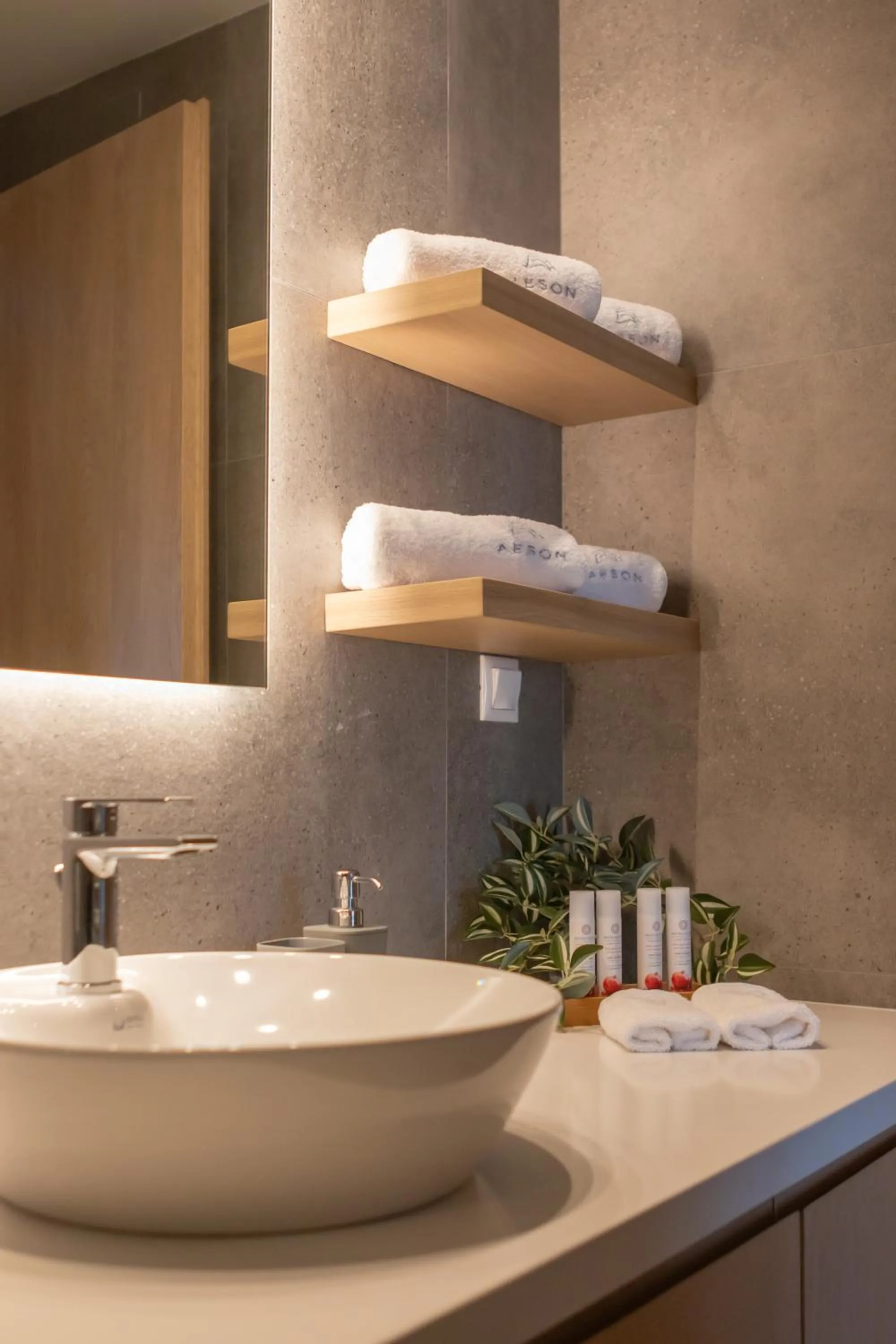Aeson Premium Living