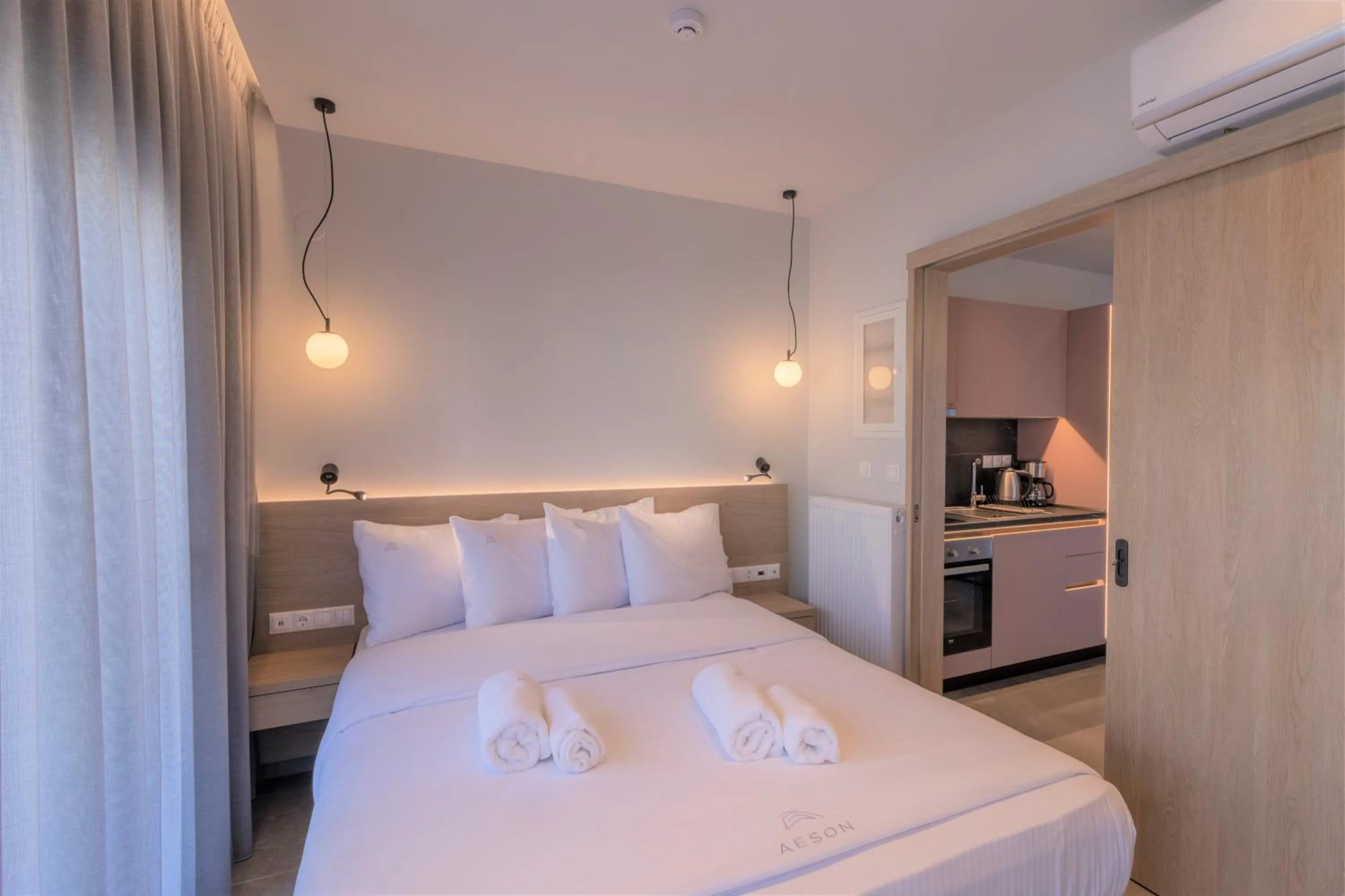 Bed in Aeson Premium Living