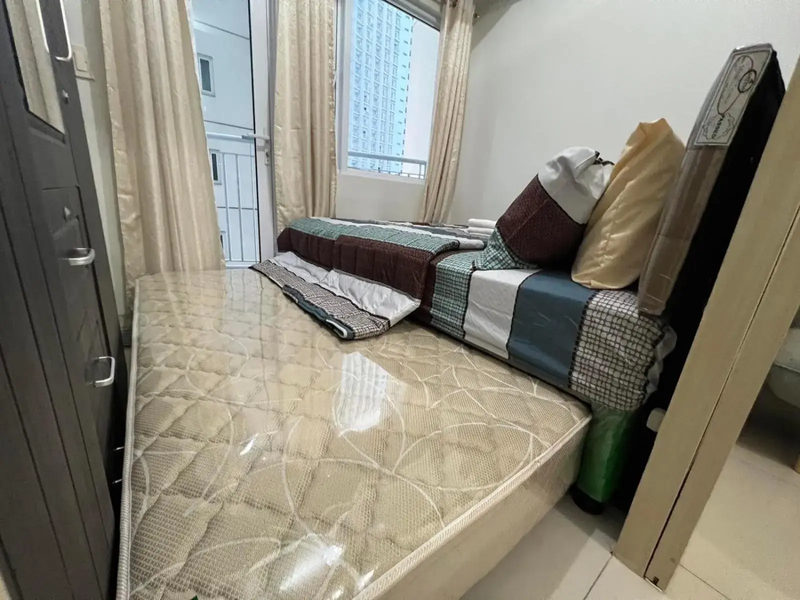 Bed in Jazz Residences Makati Bed in Jazz Residences Makati