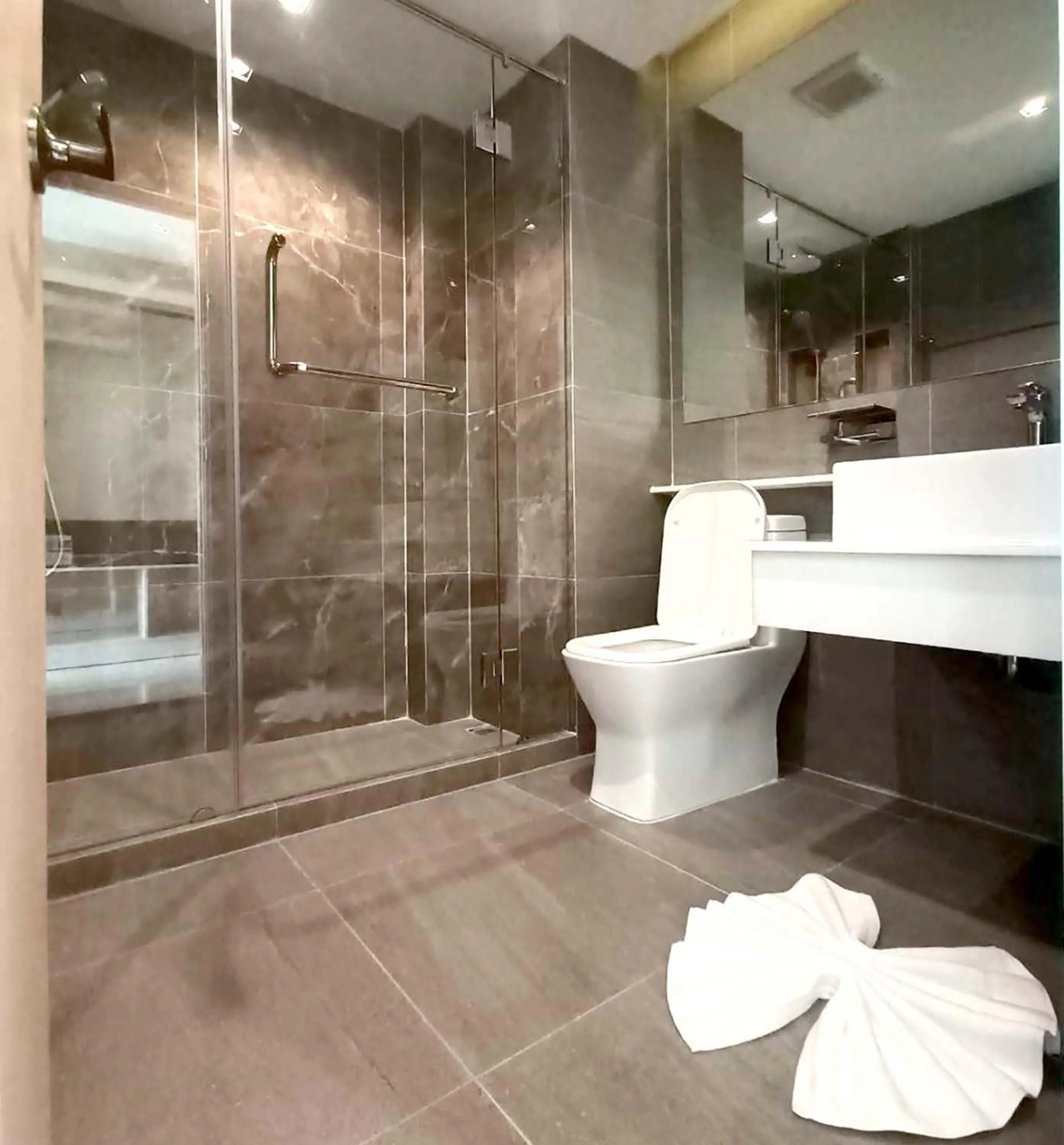 Bathroom in The 9 Residence Hotel