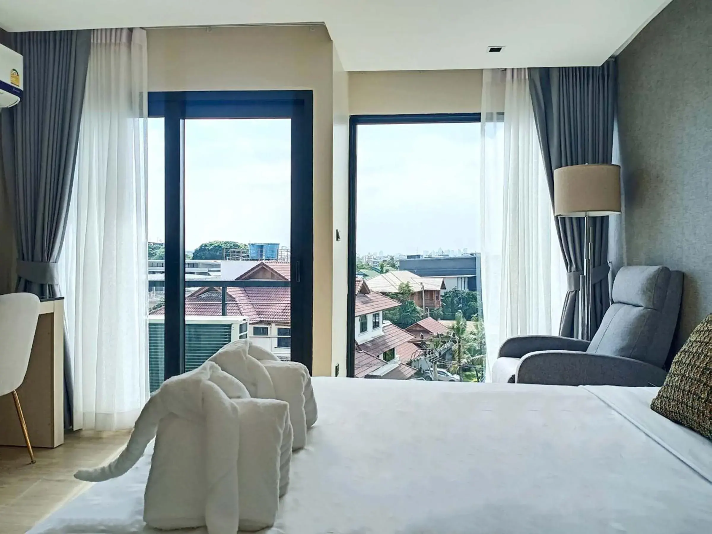 View (from property/room), Bed in The 9 Residence Hotel View (from property/room), Bed in The 9 Residence Hotel