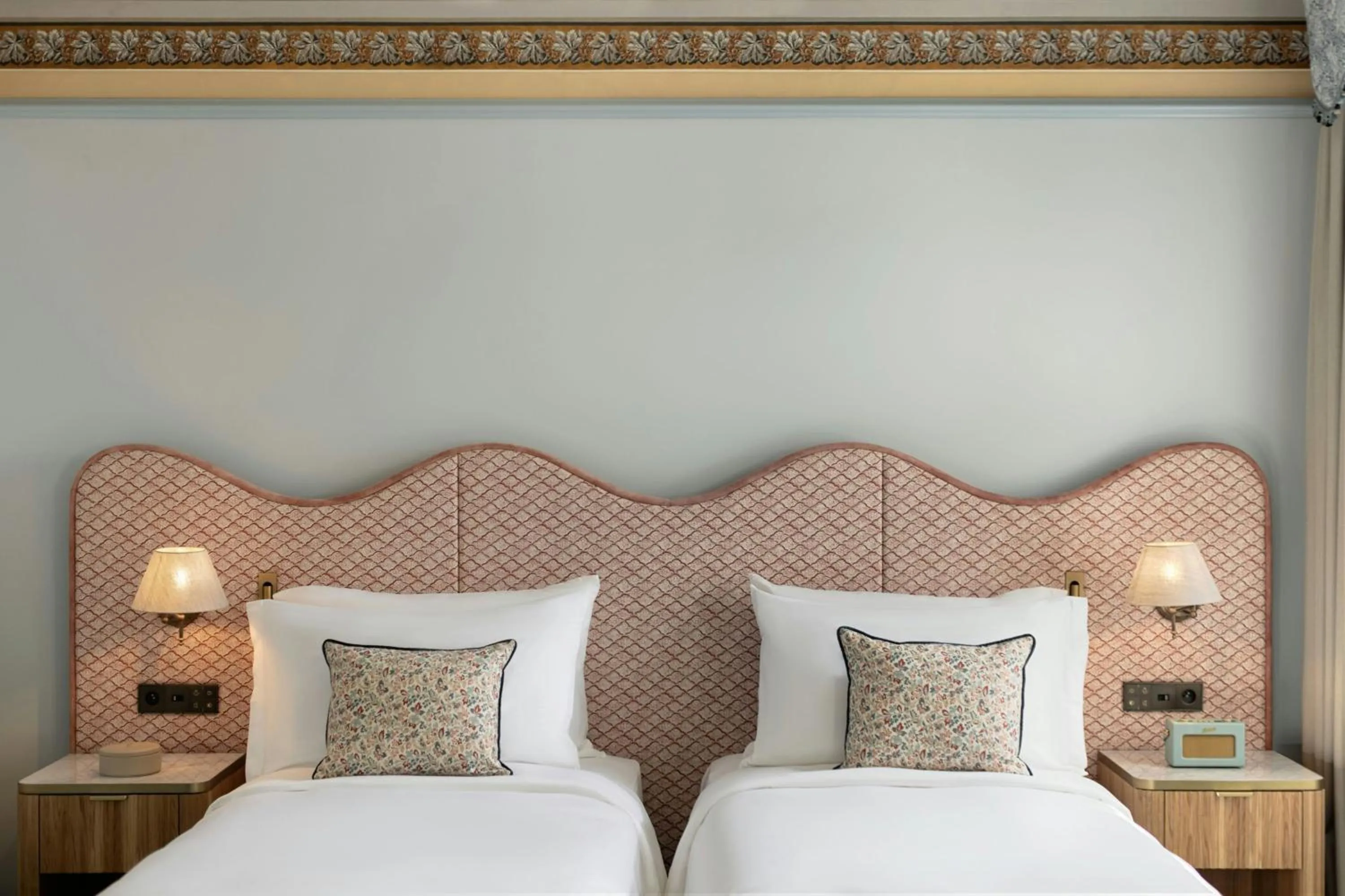 Photo of the whole room, Bed in Stradom House, Autograph Collection