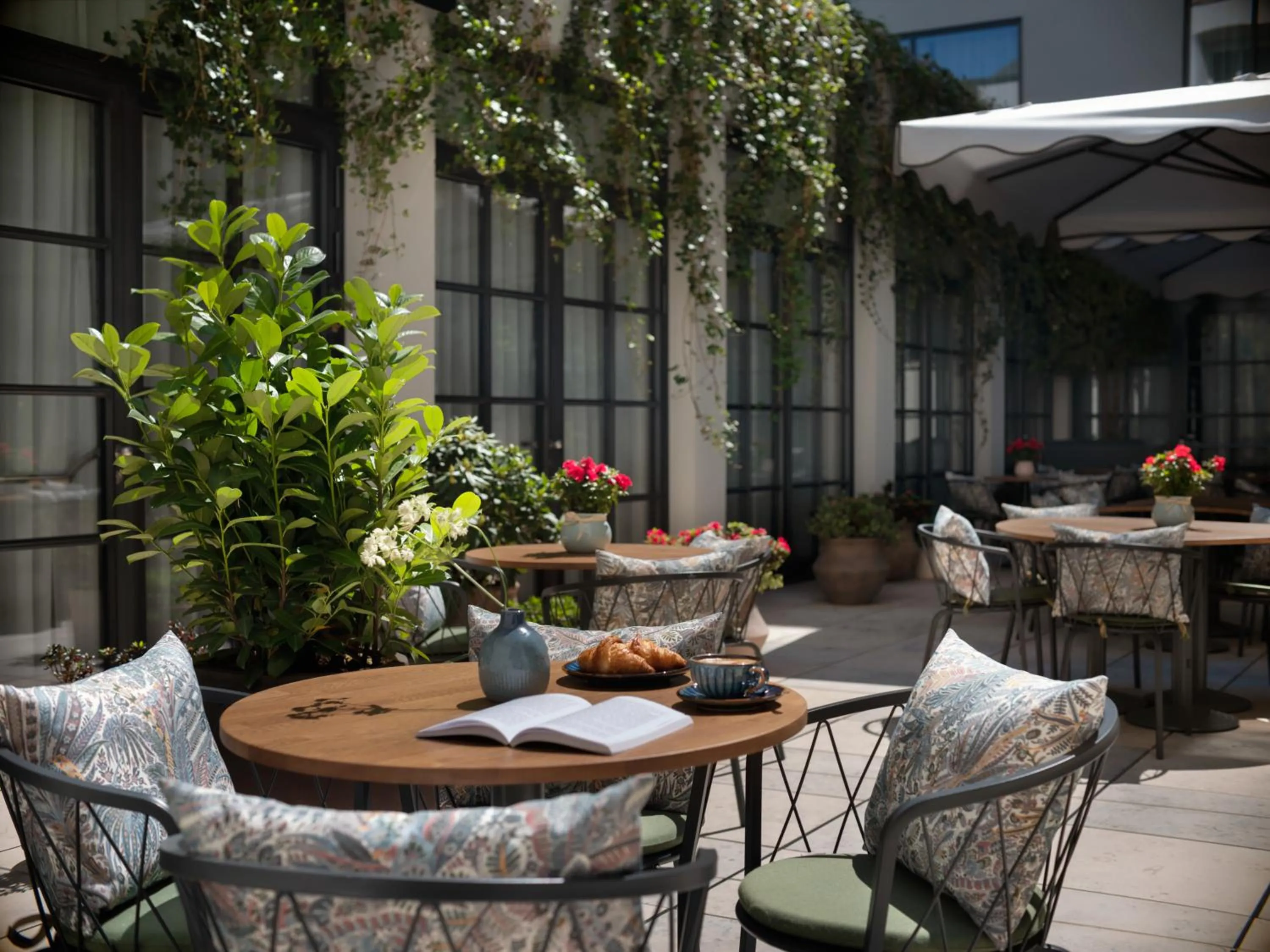 Patio in Stradom House, Autograph Collection