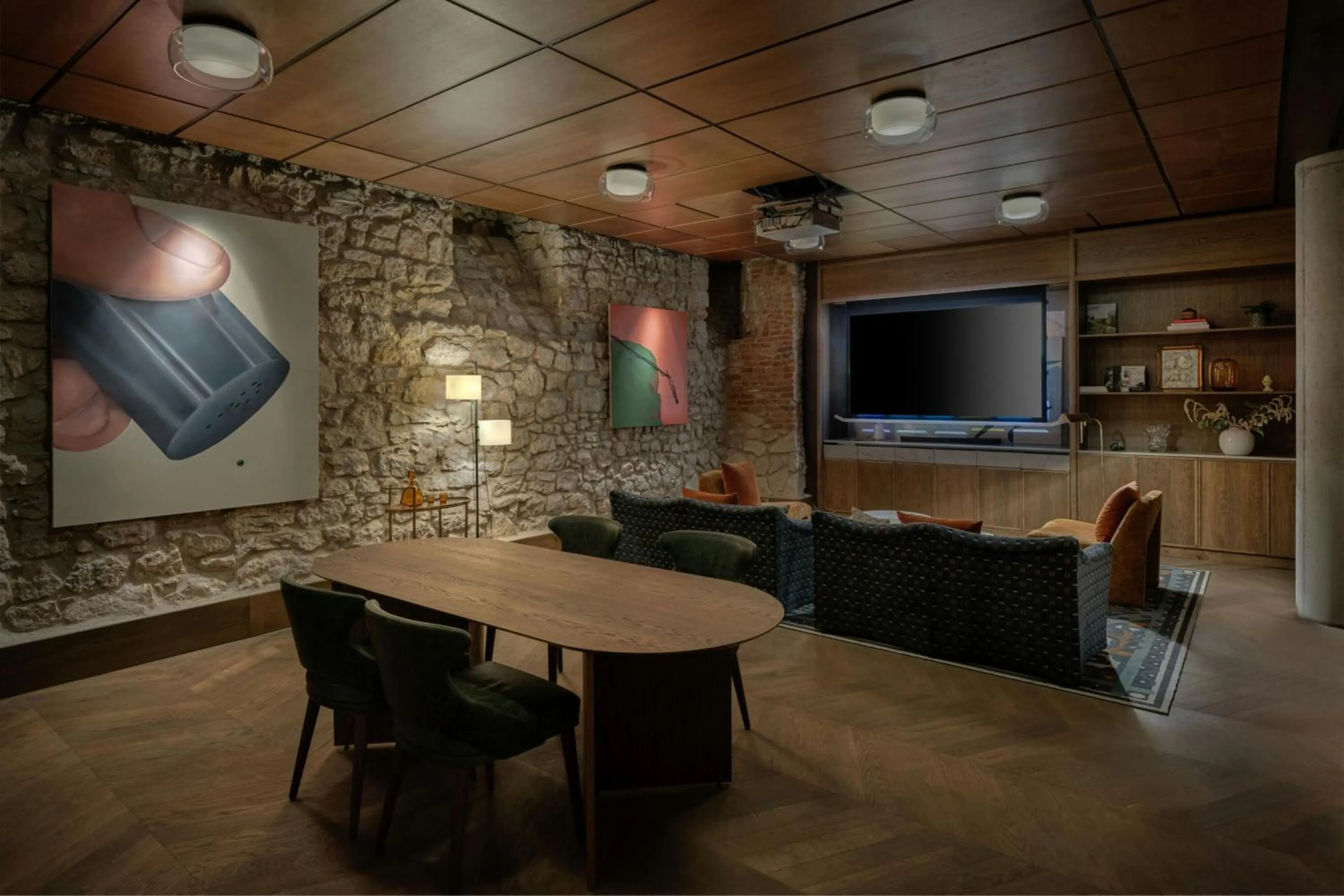 Other in Stradom House, Autograph Collection