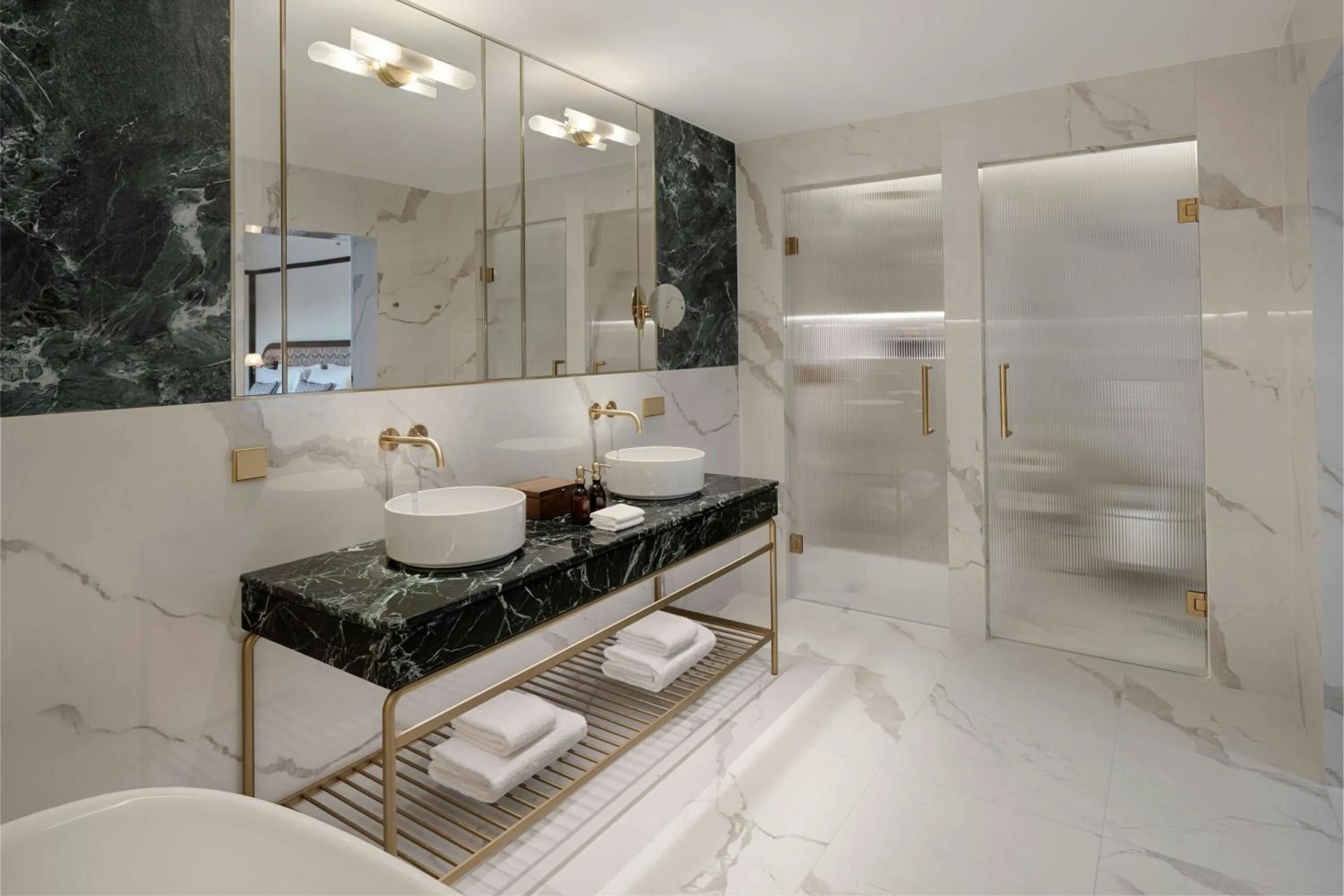 Photo of the whole room in Stradom House, Autograph Collection