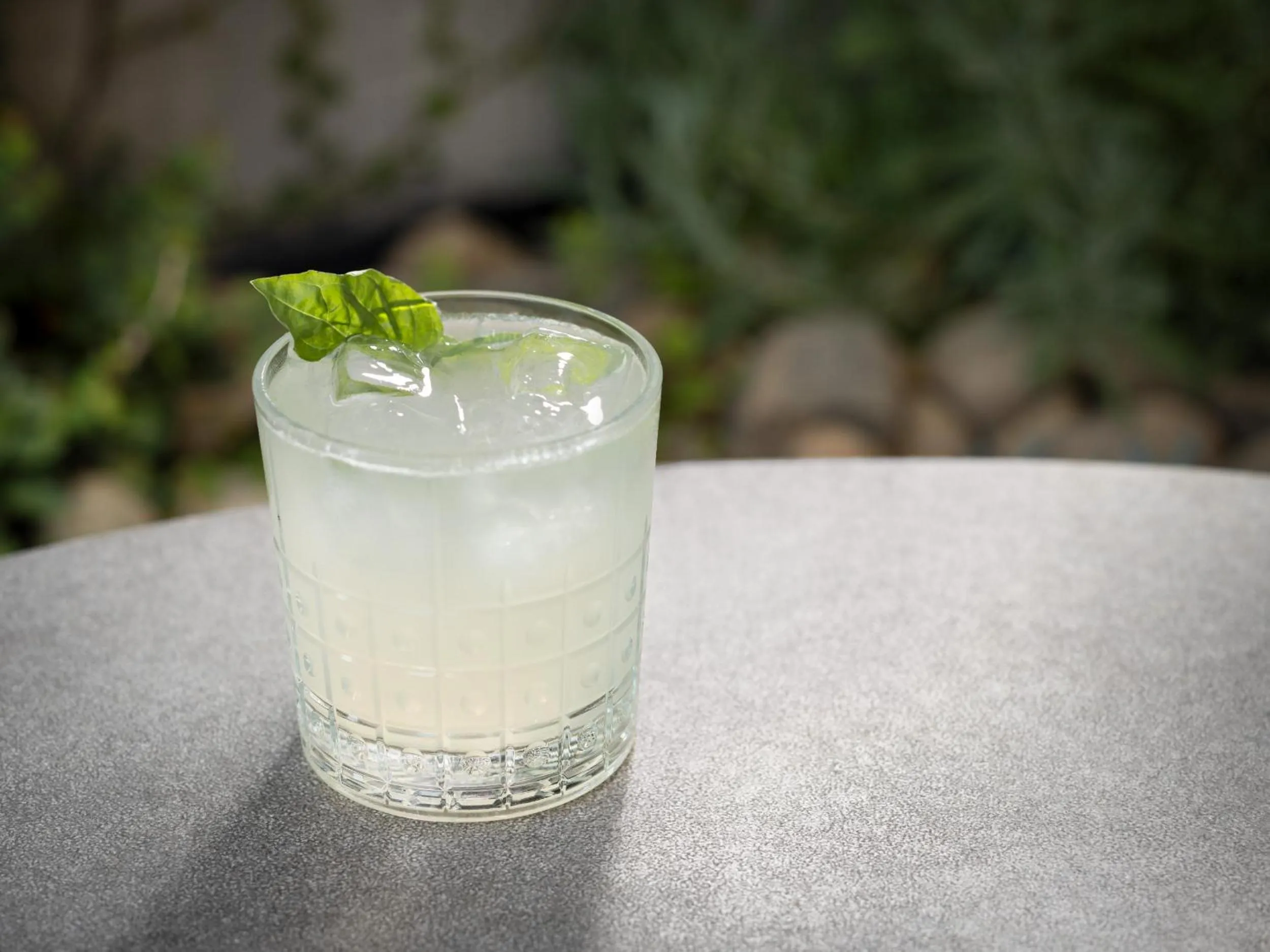 Food and drinks in AC Hotel San Rafael Downtown