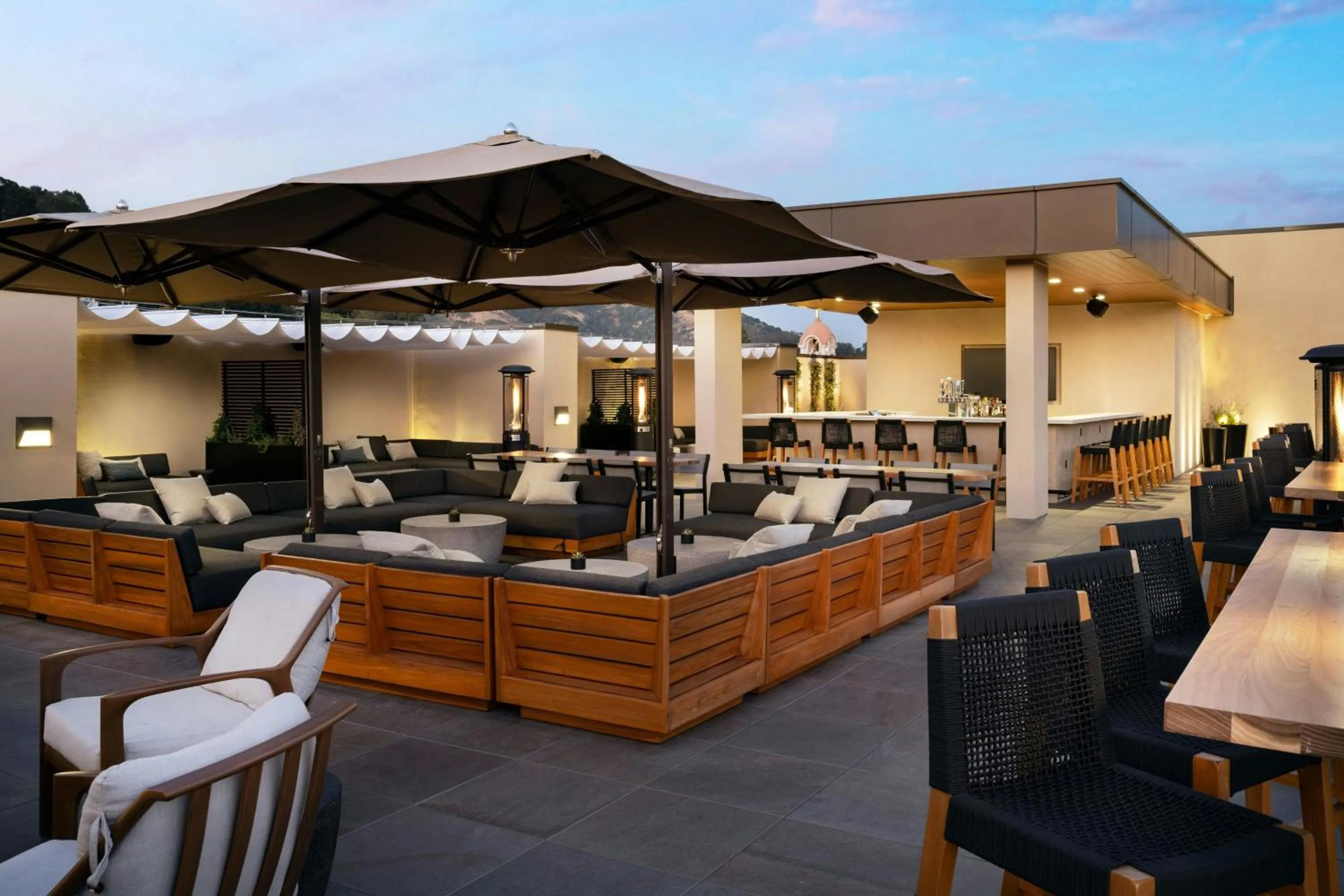 Meeting/conference room in AC Hotel San Rafael Downtown