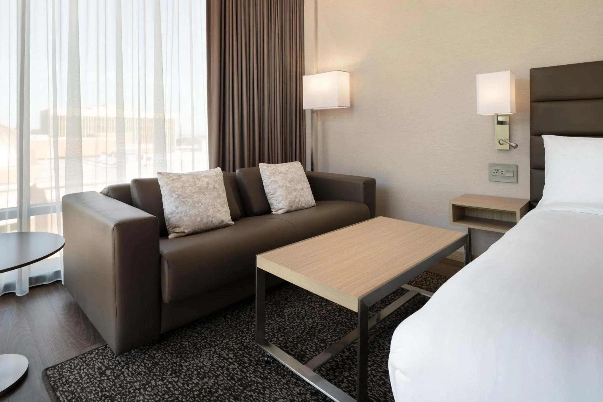 Seating area, Bed in AC Hotel San Rafael Downtown