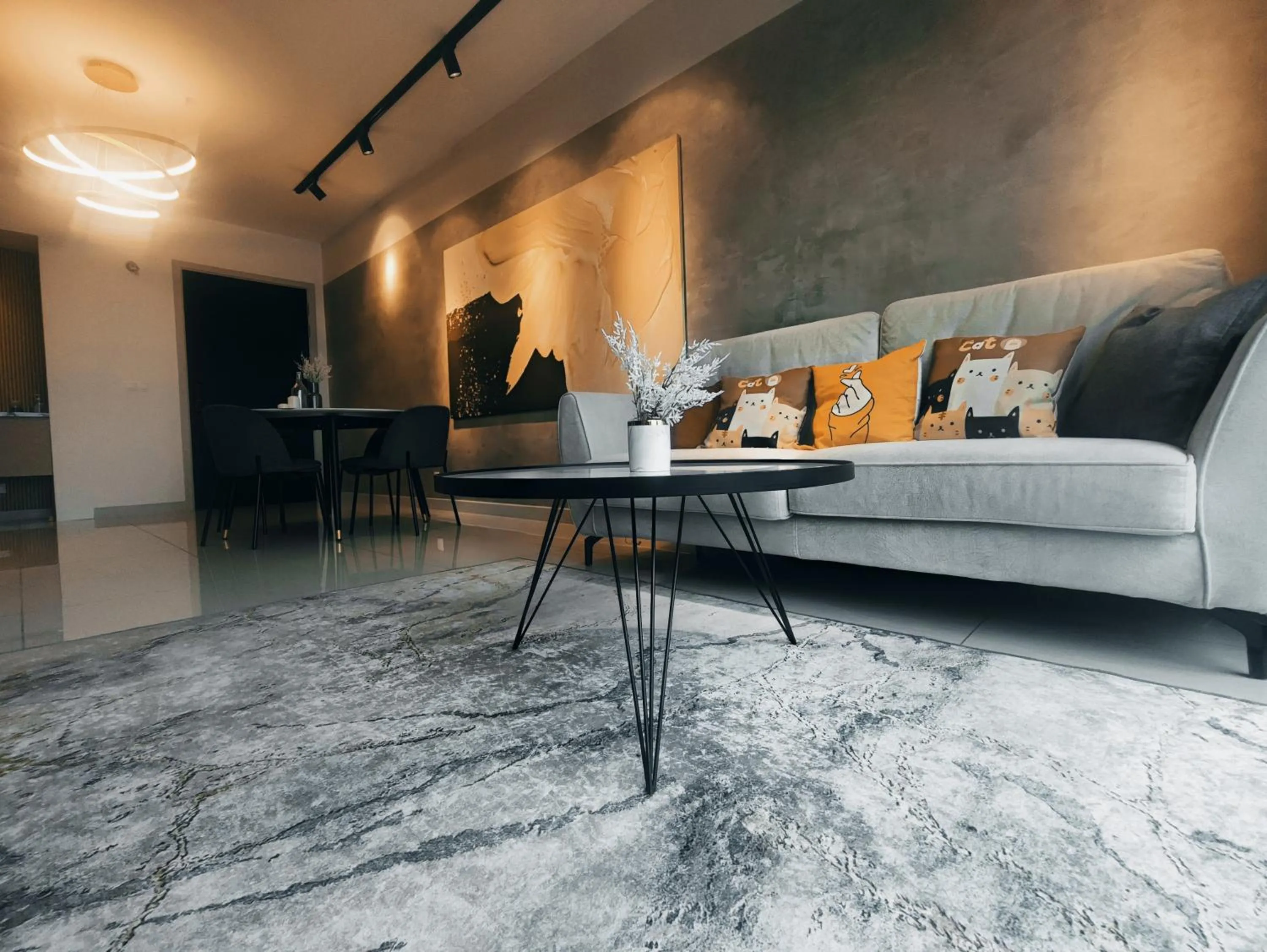 Living room in Stylish KL Suite, KLCC View, Next to LRT, Datum Jelatek By Atlantis Management