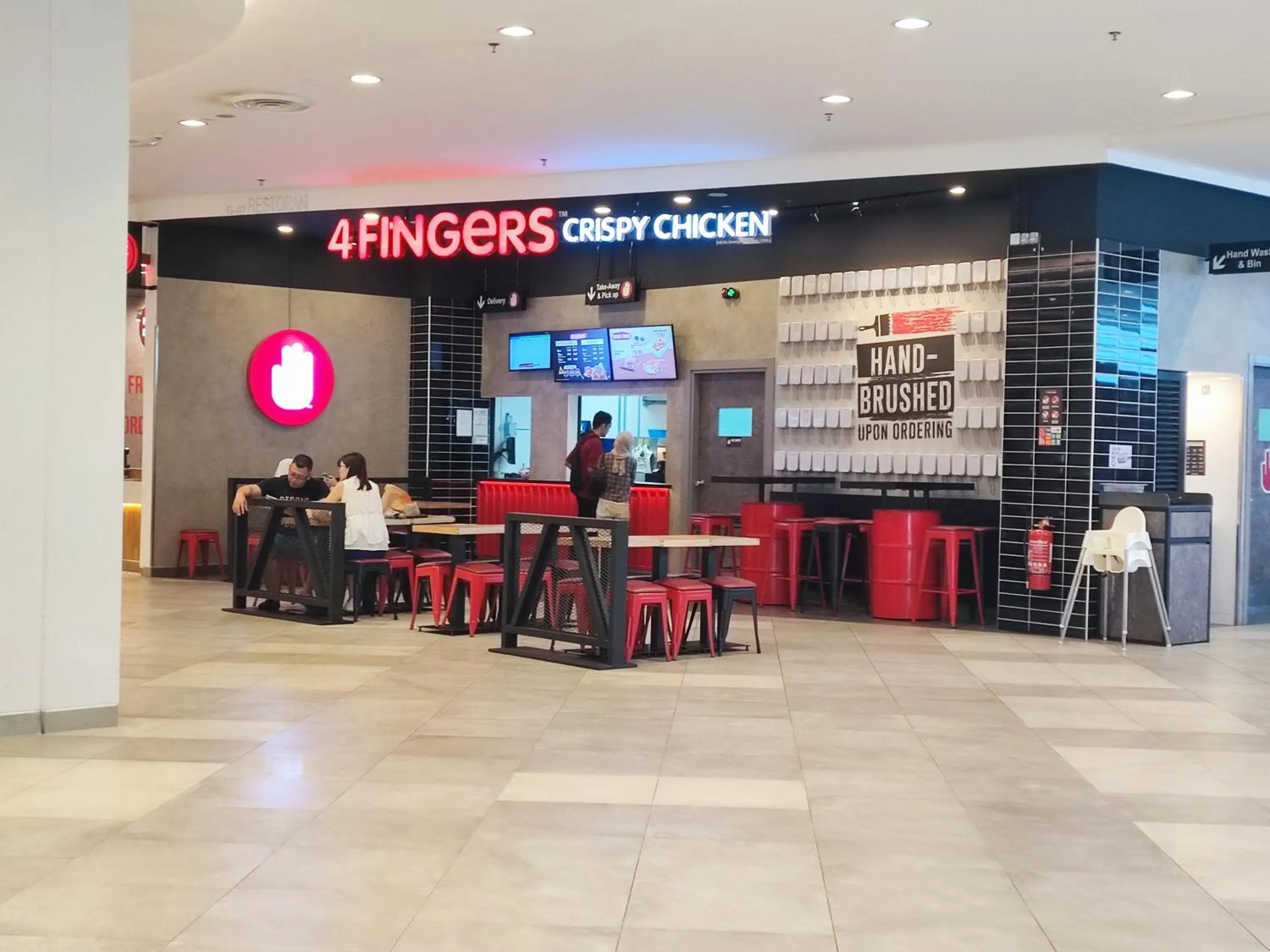 Restaurant/places to eat in Stylish KL Suite, KLCC View, Next to LRT, Datum Jelatek By Atlantis Management