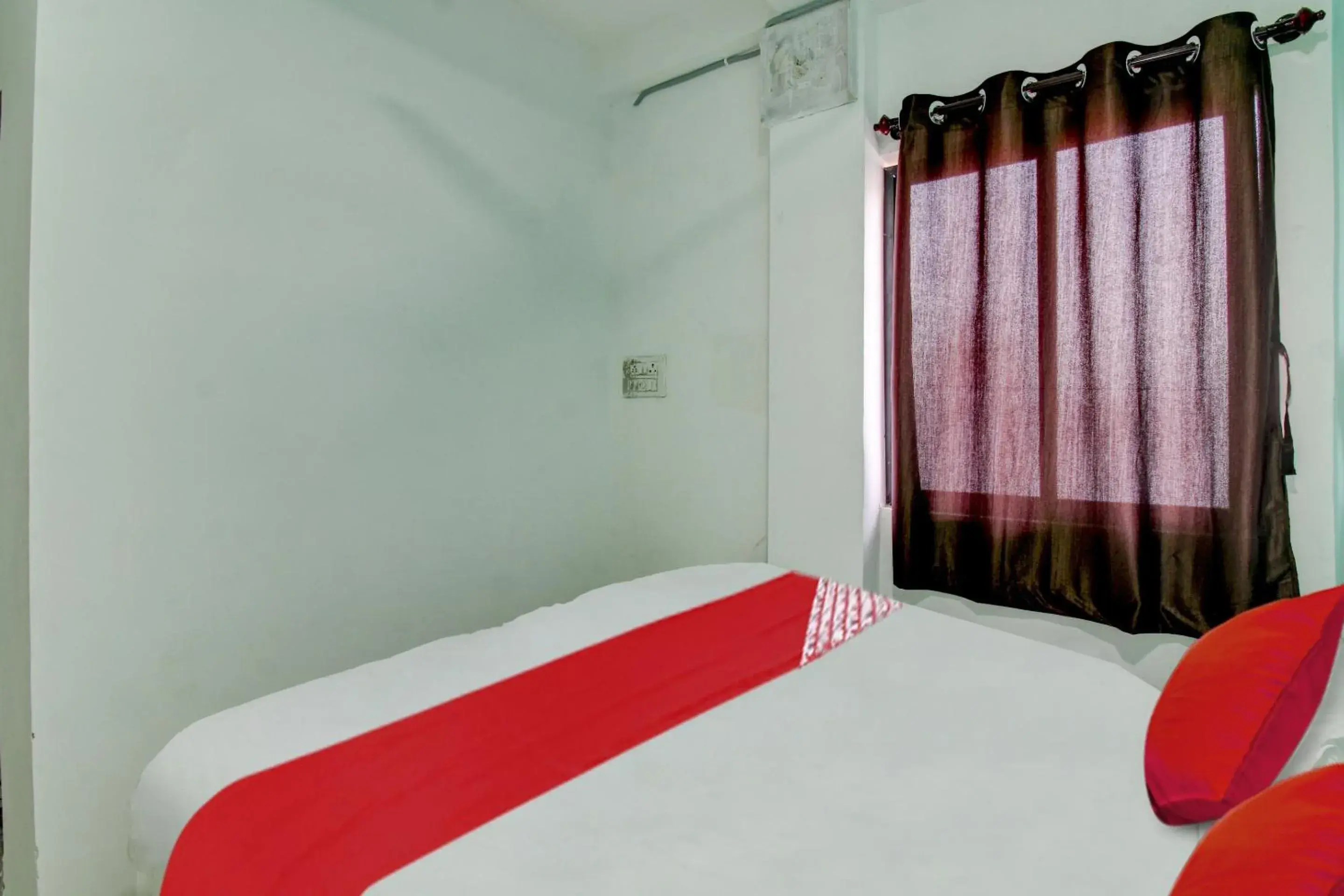 Bedroom, Bed in Hotel O Kings Bedroom, Bed in Hotel O Kings