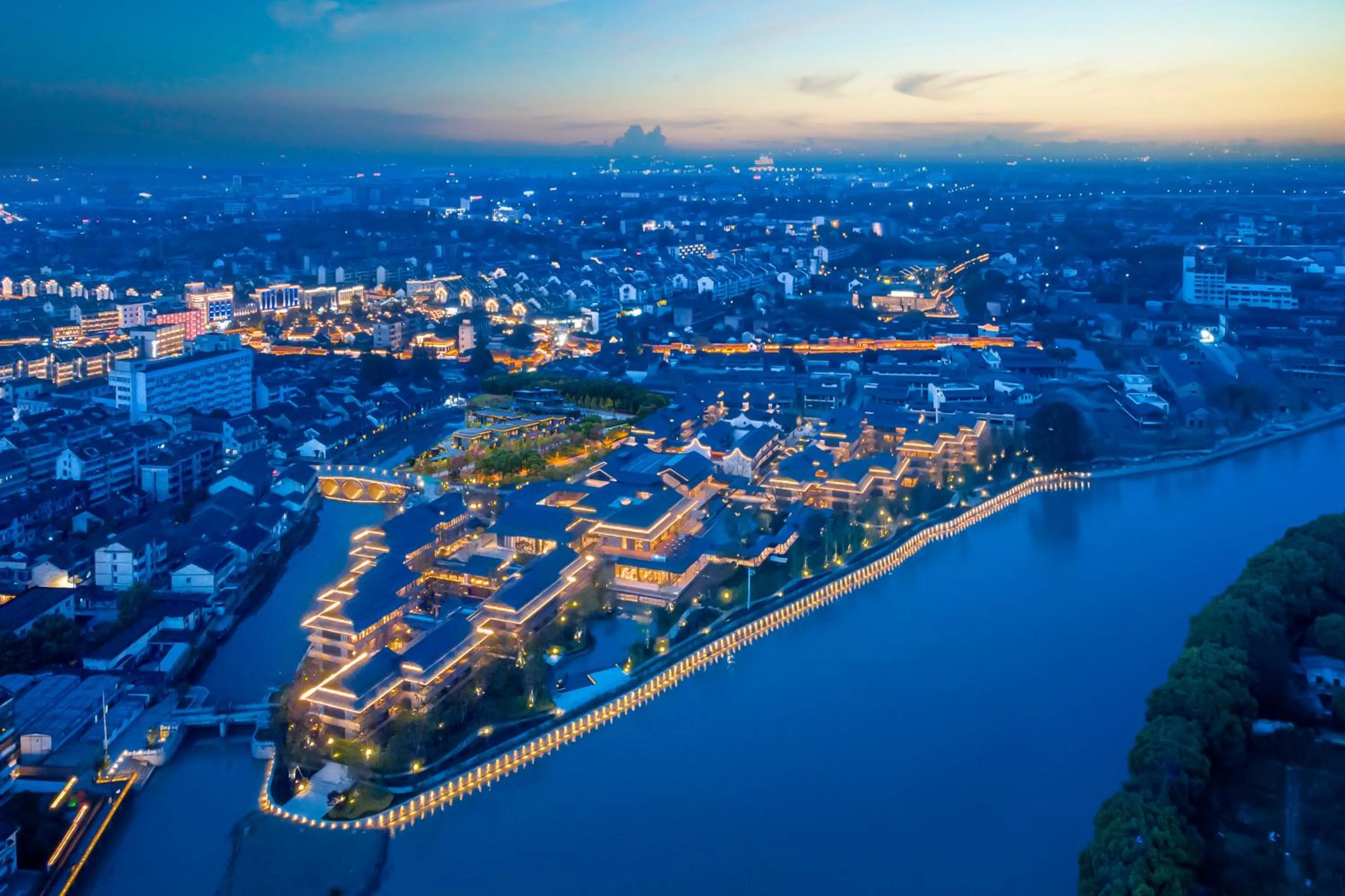 Property building, Bird's-eye View in Holiday Inn Deqing Xinshi Ancient Town, an IHG Hotel