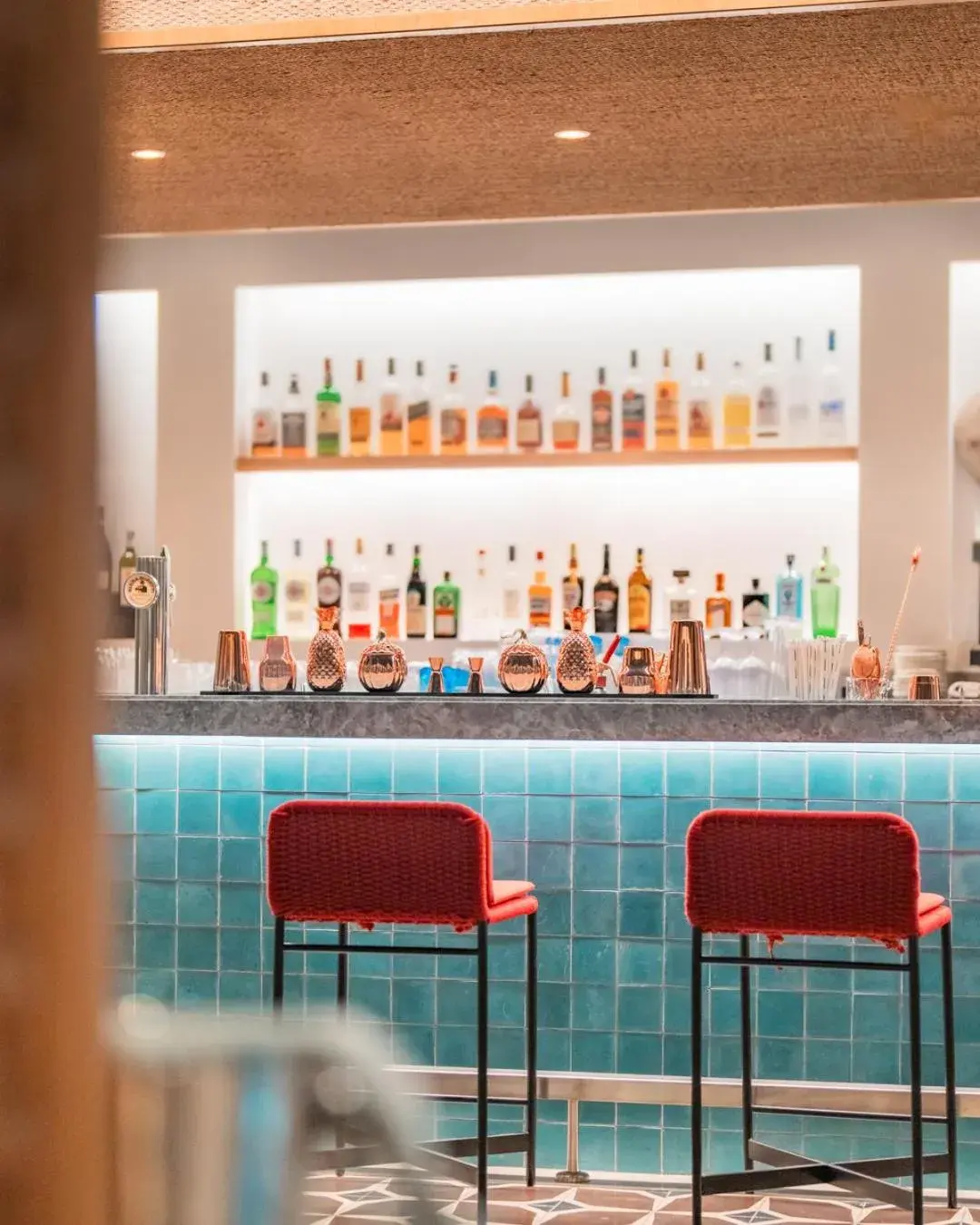 Lounge or bar in Abesq Doha Hotel and Residences, an IHG Hotel Lounge or bar in Abesq Doha Hotel and Residences, an IHG Hotel