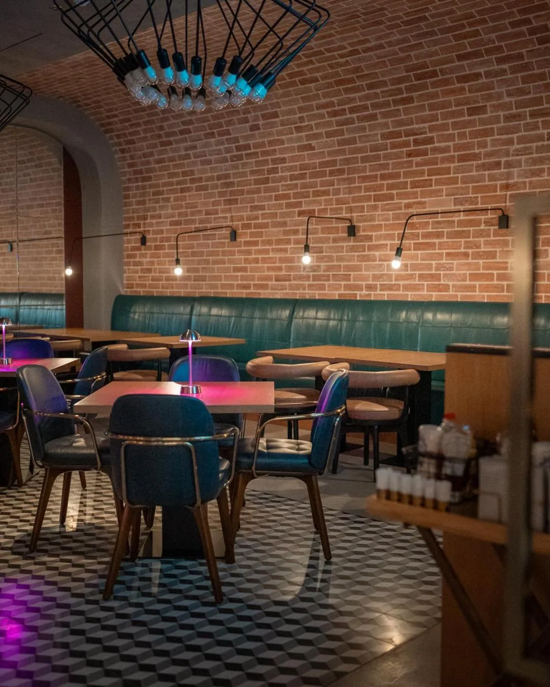 Lounge or bar in Abesq Doha Hotel and Residences, an IHG Hotel