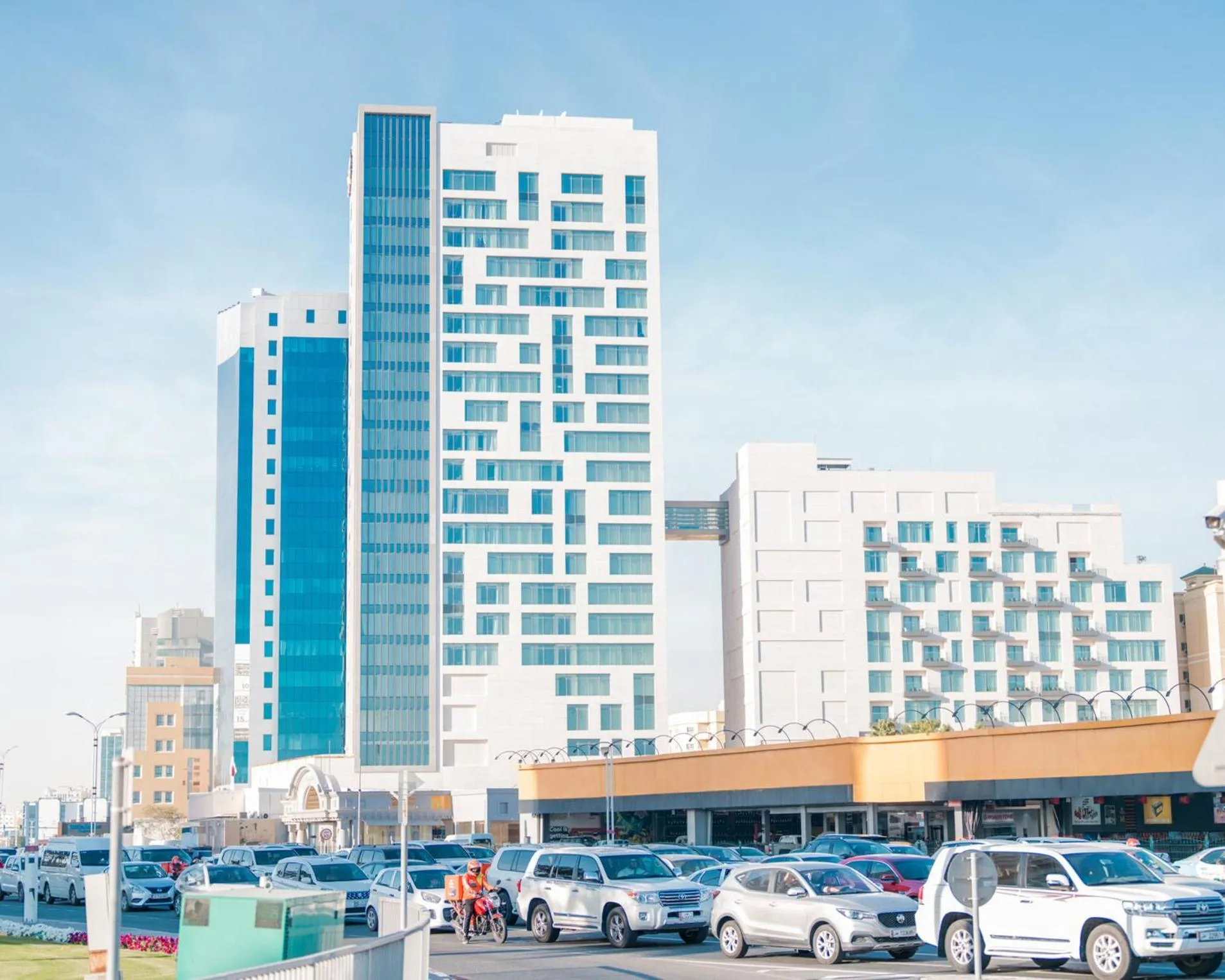 Property building in Abesq Doha Hotel and Residences, an IHG Hotel
