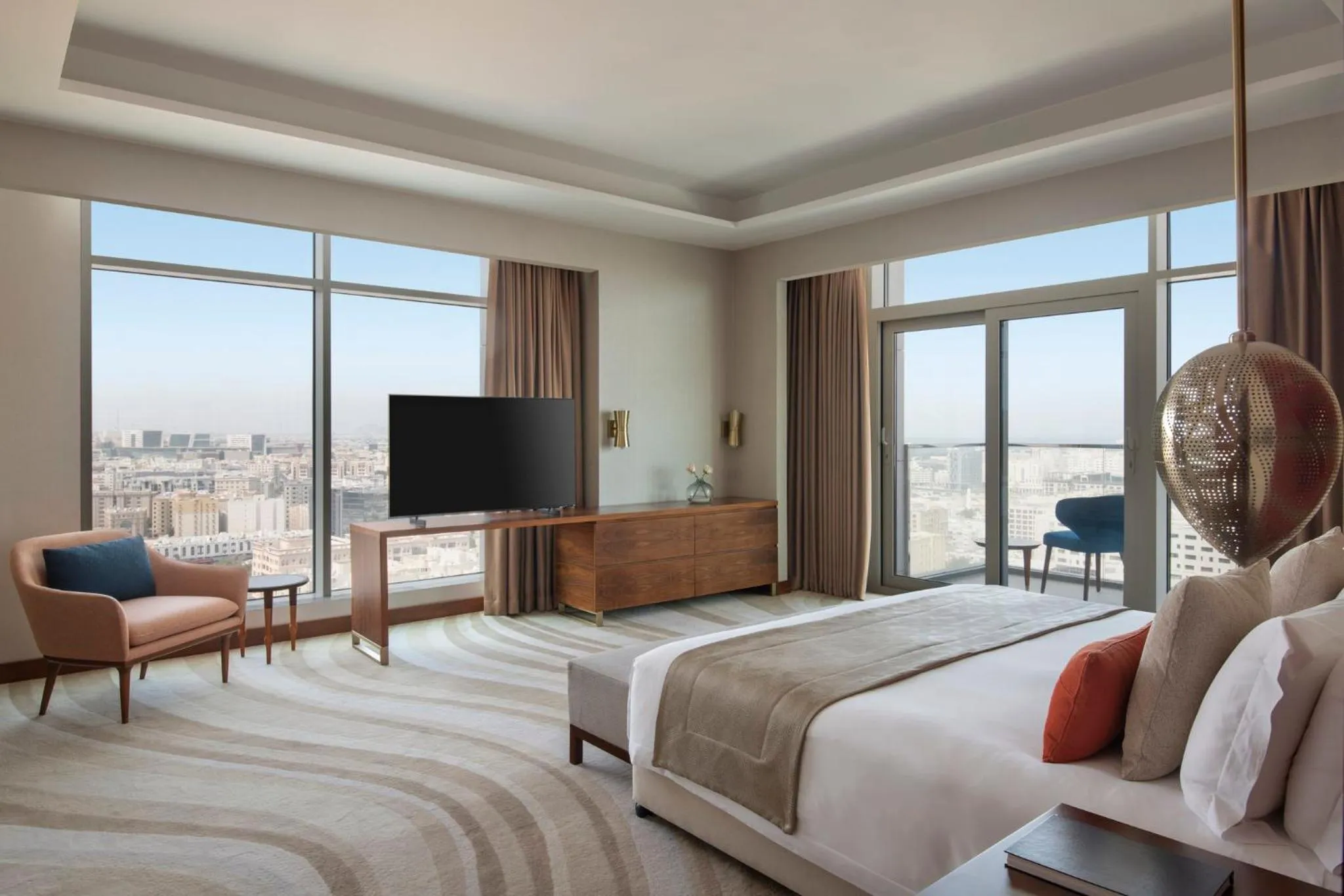 Photo of the whole room, Bed in Abesq Doha Hotel and Residences, an IHG Hotel