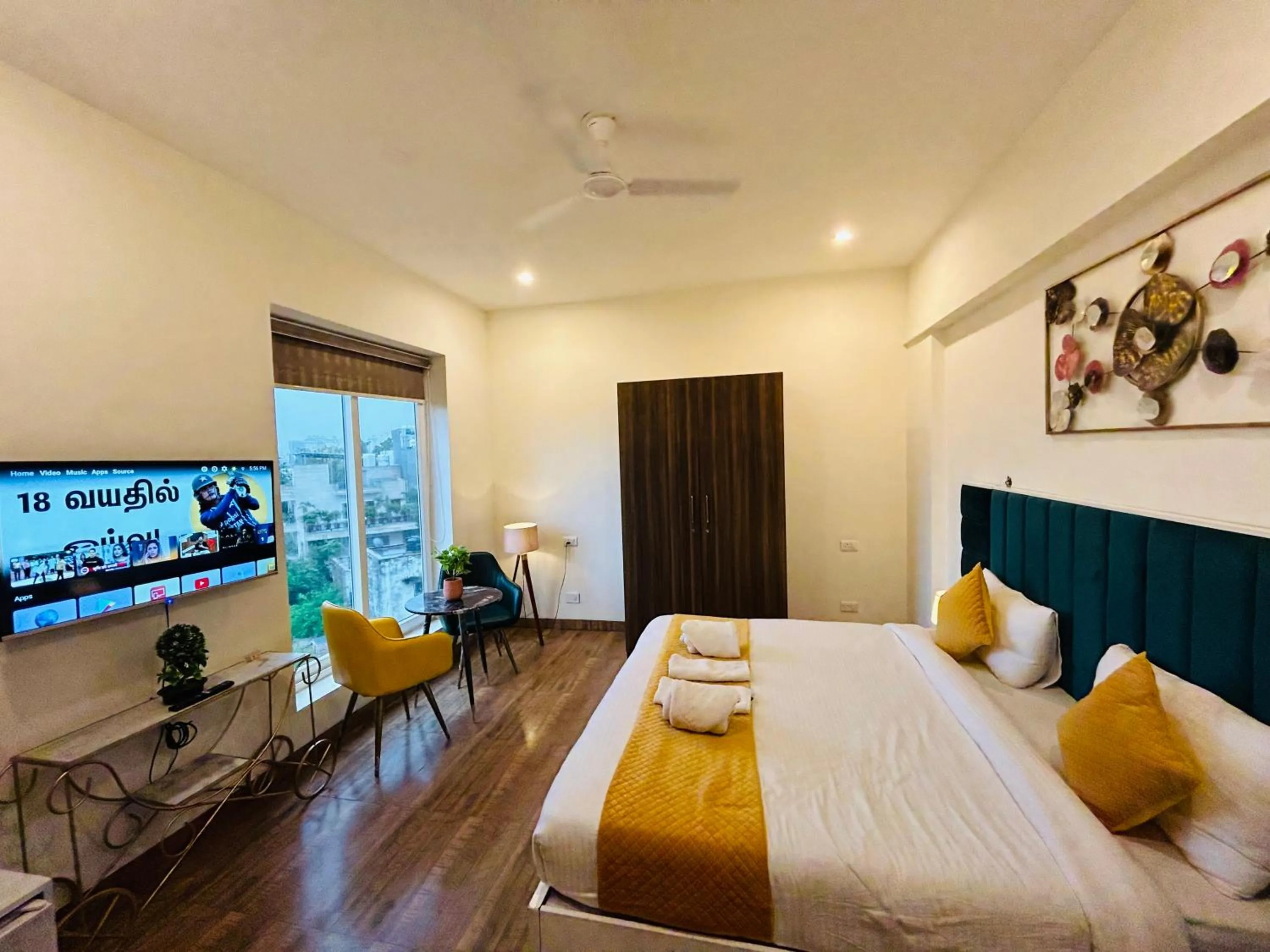 TV and multimedia, Bed in Amahi Inn I Signature Towers