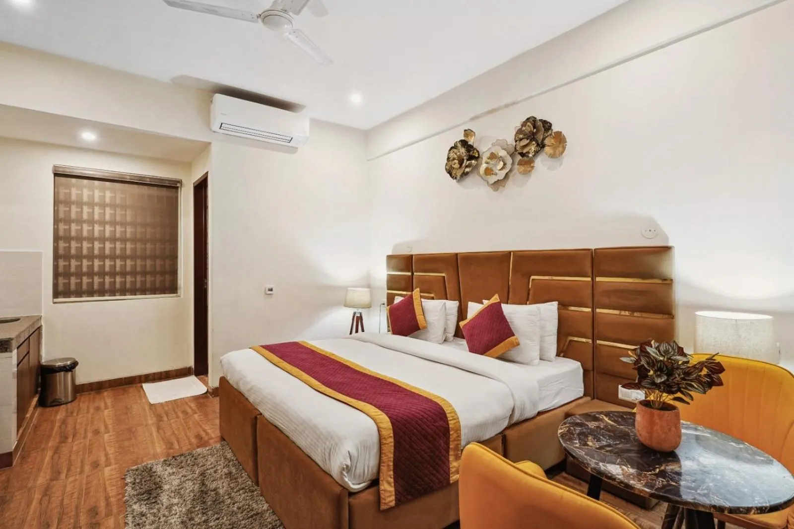 Bedroom, Bed in Amahi Inn I Signature Towers