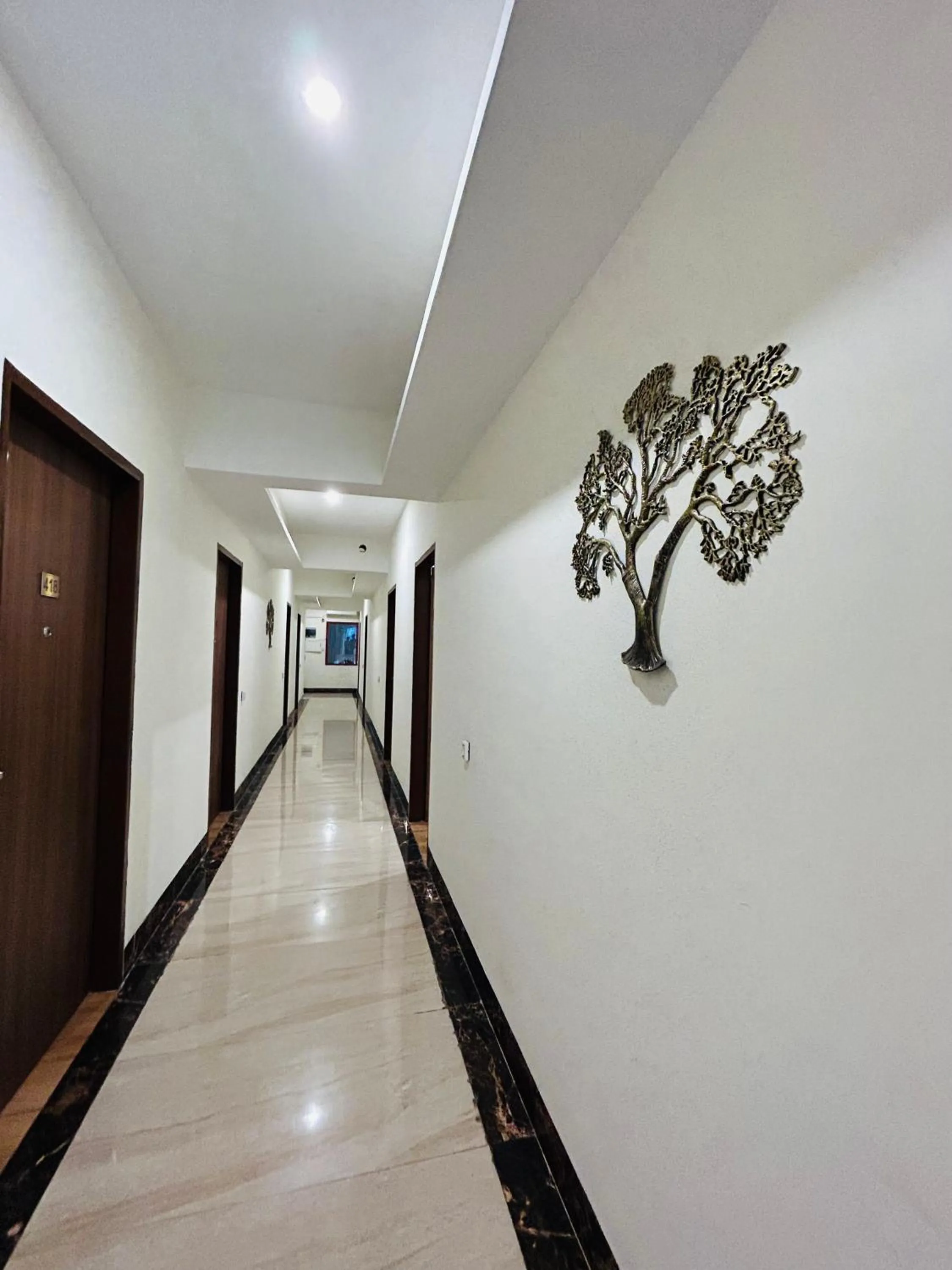 Property building in Amahi Inn I Signature Towers