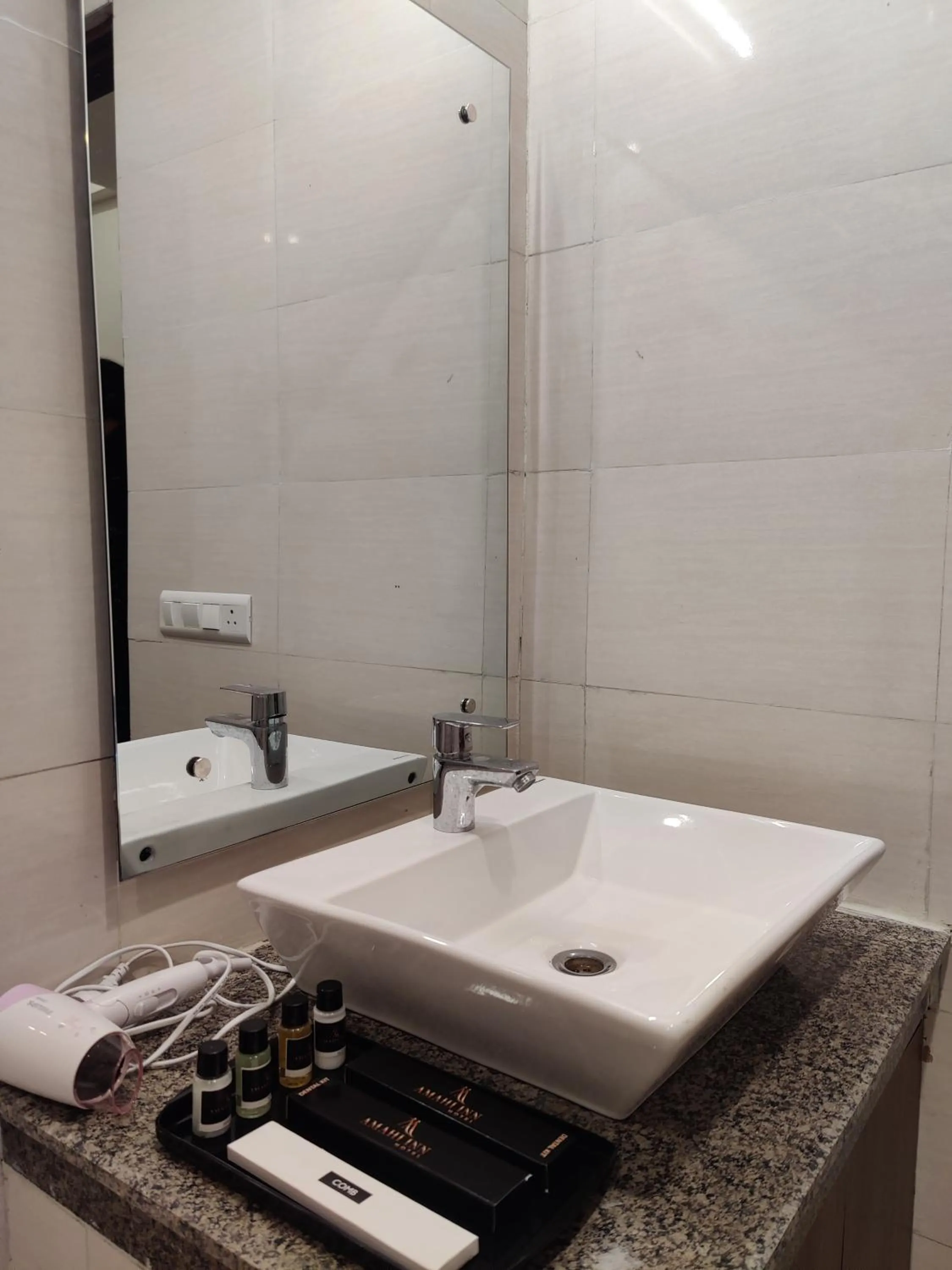 Bathroom in Amahi Inn I Signature Towers