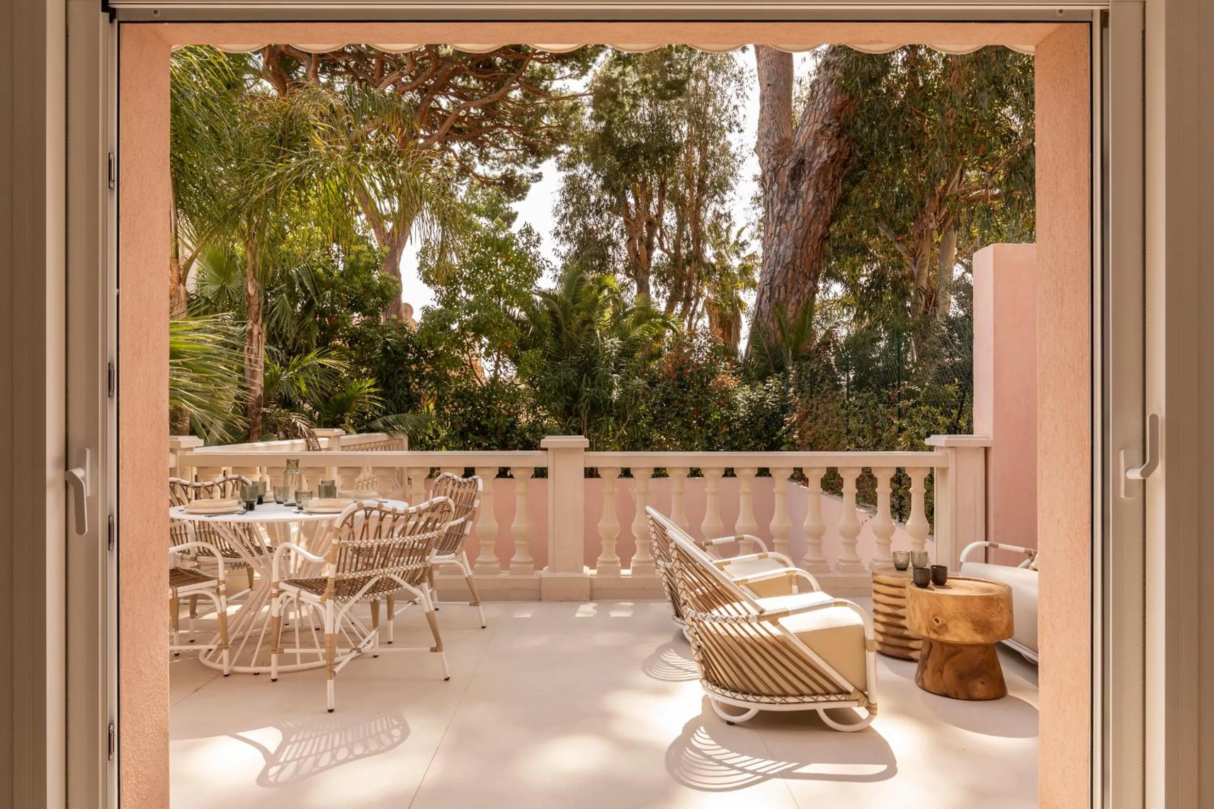 Balcony/Terrace in Maison Carla Rosa Cannes